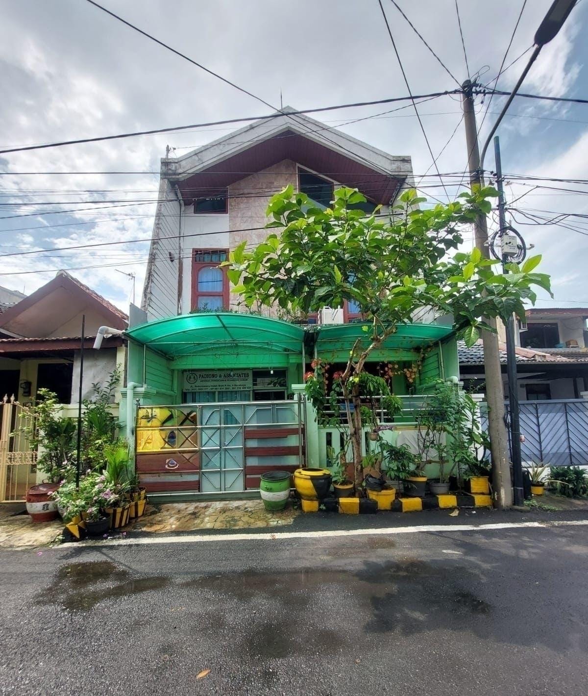 Semolowaru Indah Rumah Dijual - Dealkan