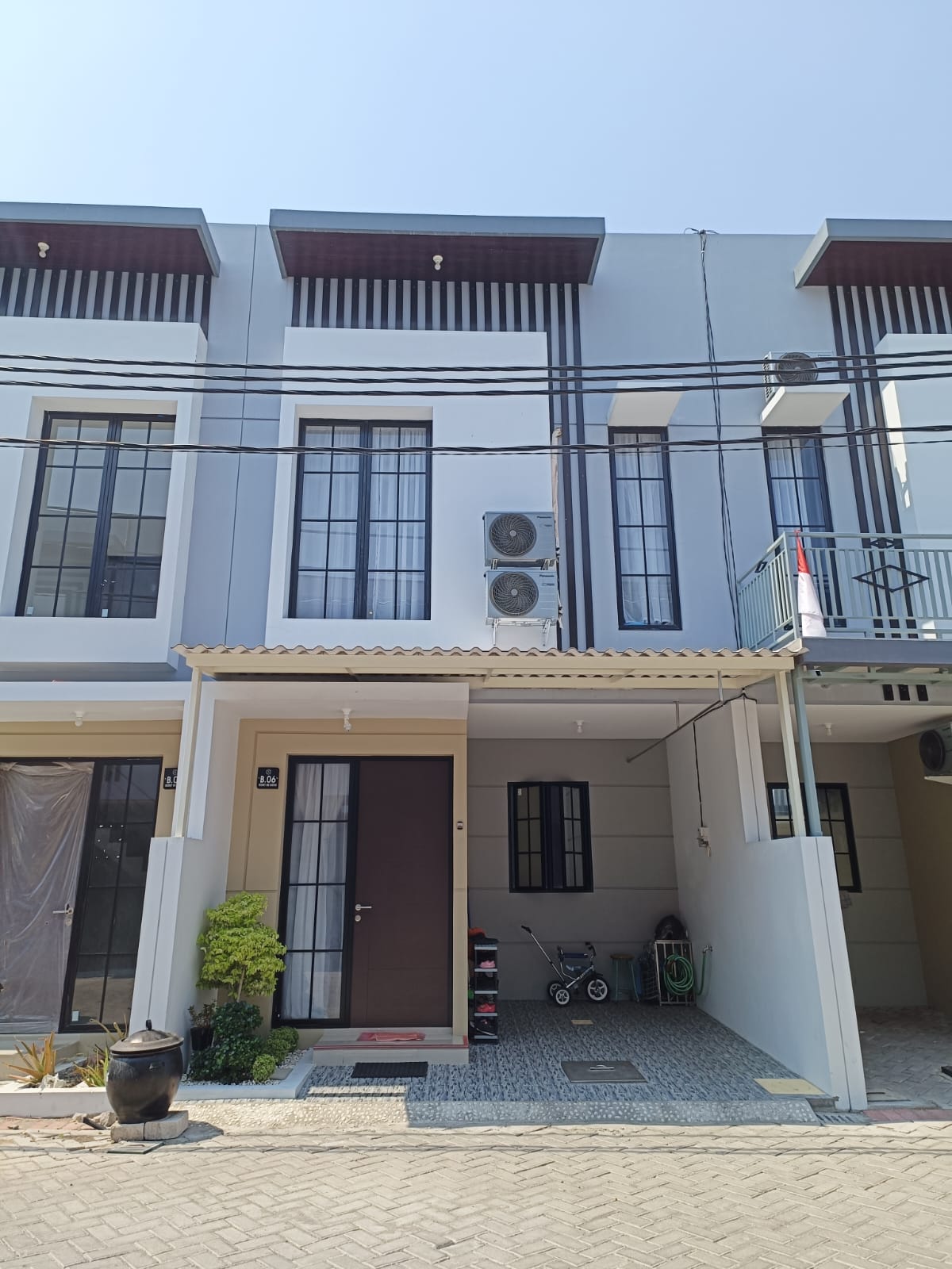 Babatan Regency One Rumah Dijual - Dealkan