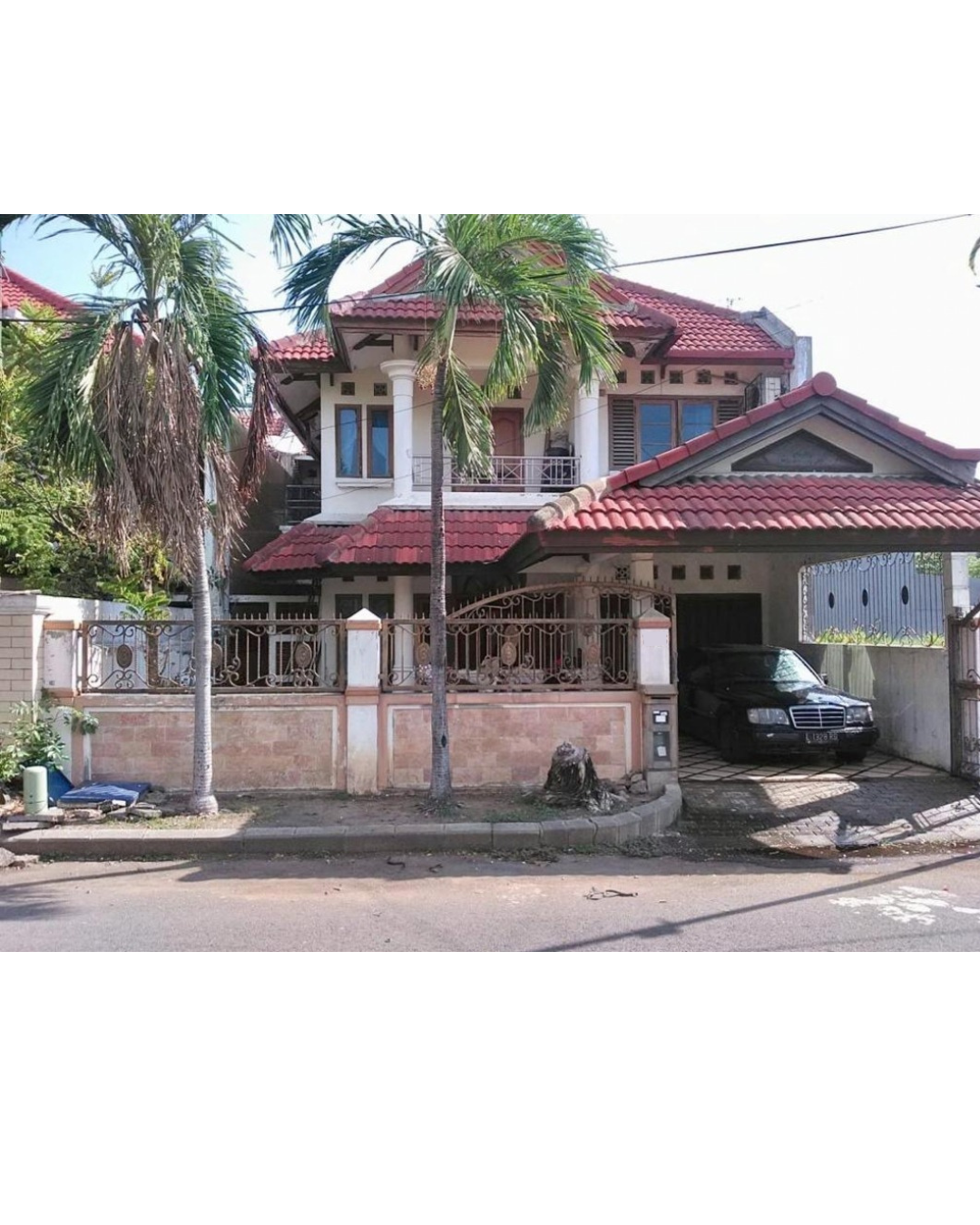 Pantai Mentari, rumah, DIJUAL CEPAT, full furnish, row jalan 4 mobil, 3M an. - Dealkan