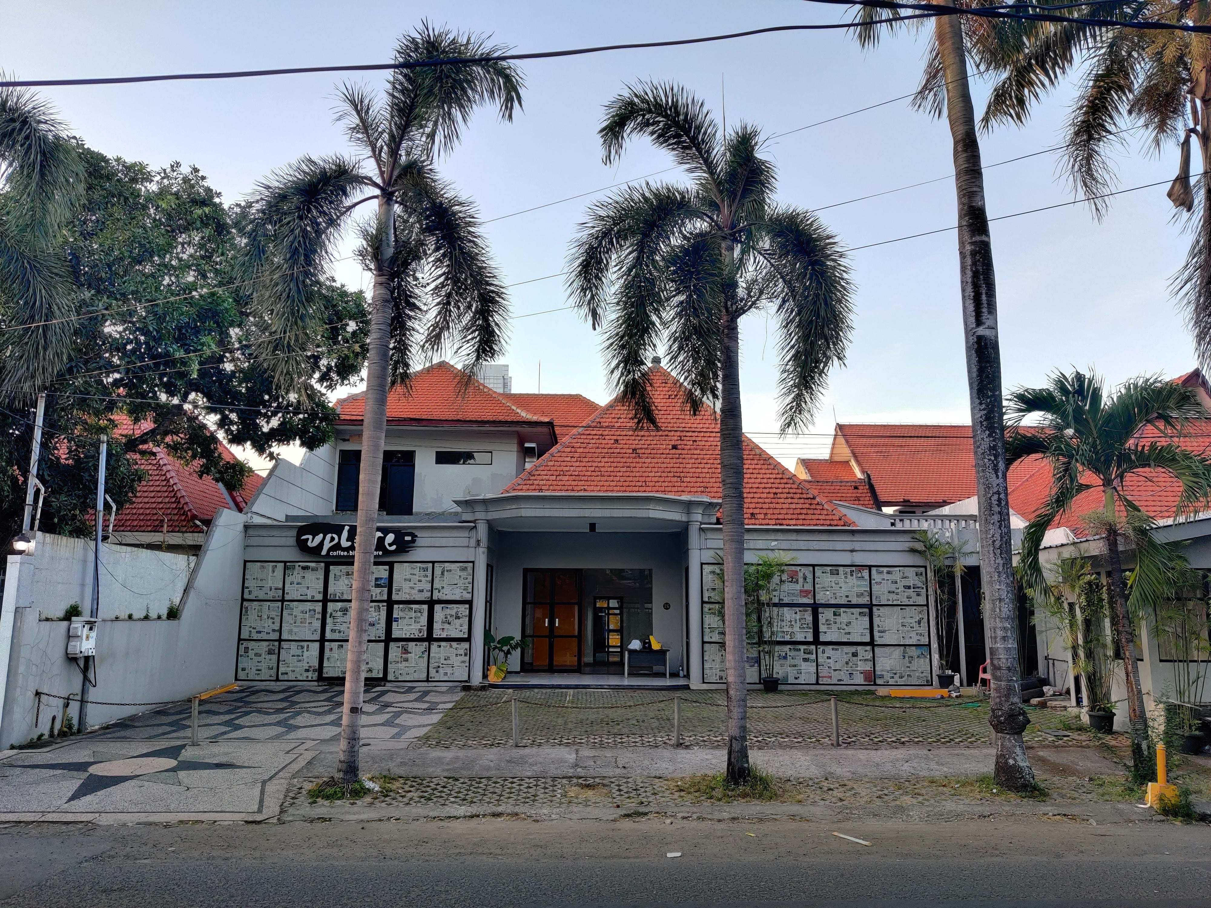 Jalan Kapuas Kantor/Cafe Dijual/Disewakan - Dealkan