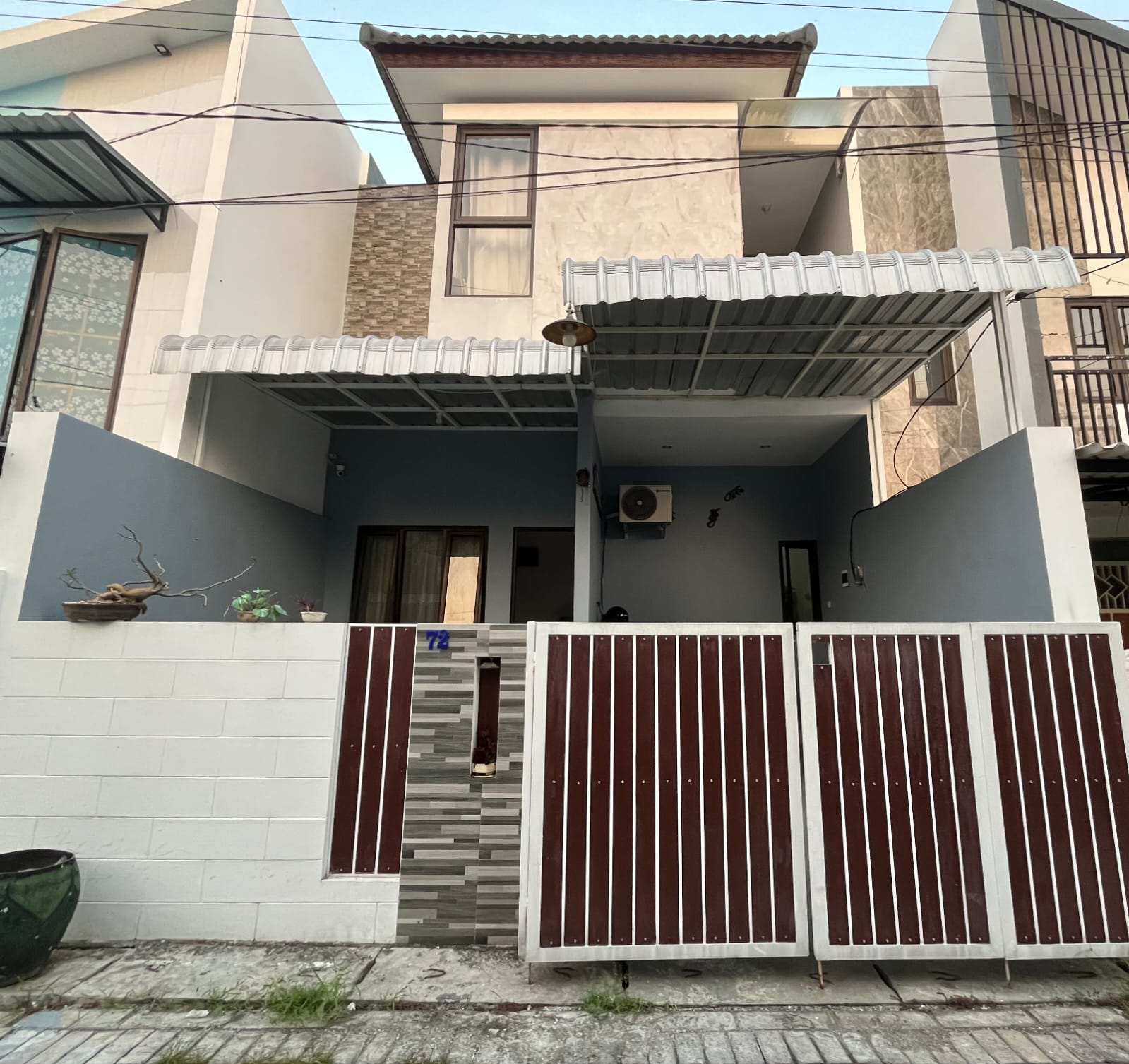 Rungkut, Dijual Harga BU roket 🚀Rumah Rungkut 2 Lantai Minimalis Terawat 🏠 - Dealkan