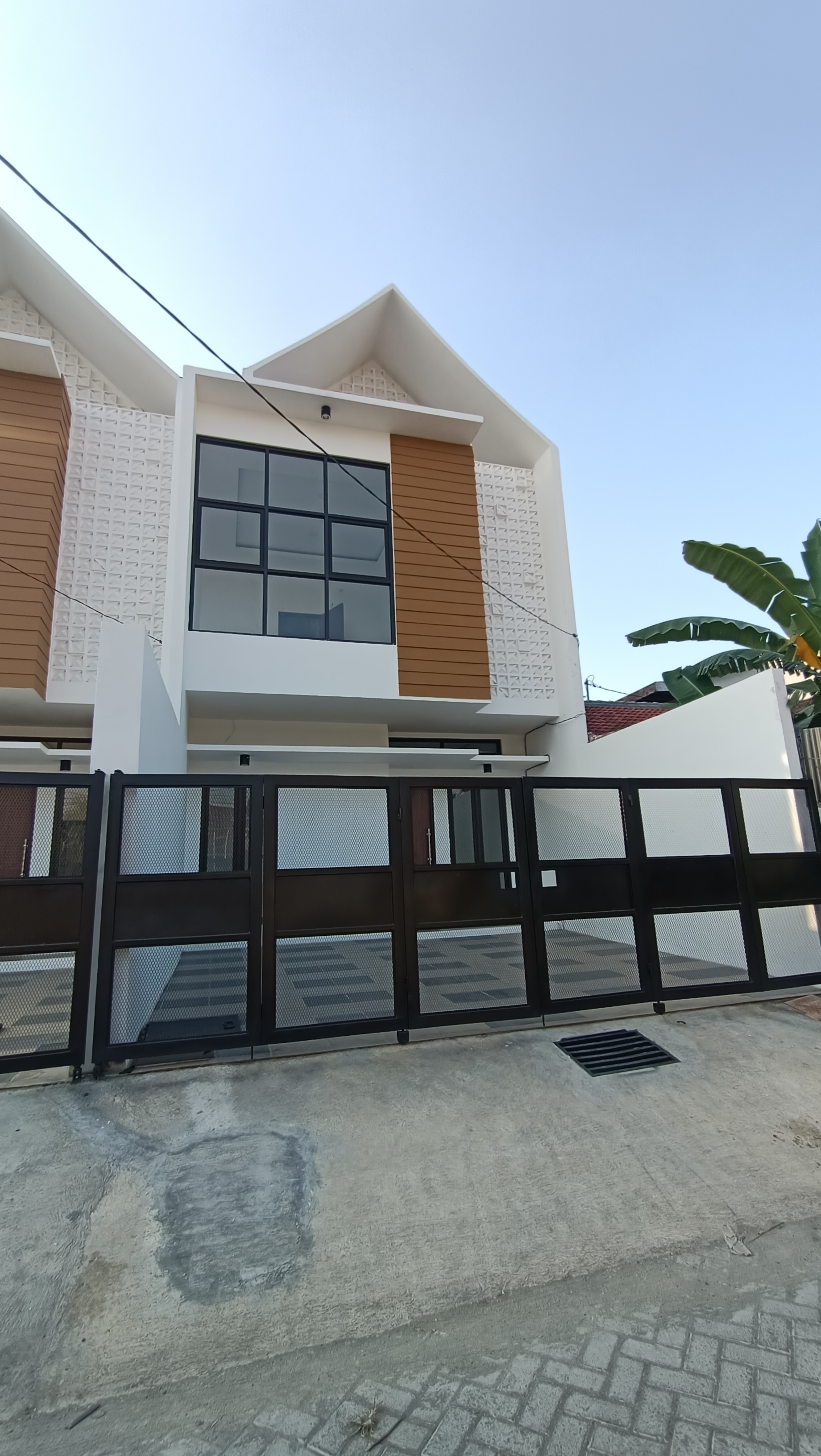 Dijual Rumah Minimalis Modern 2 Lantai di Darmo - Dealkan