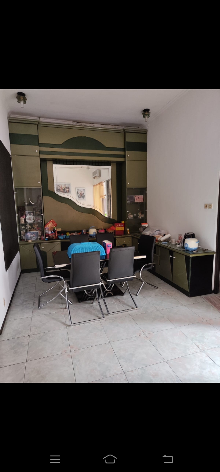 Rumah Simpang Darmo Permai Fully Furnished - Dealkan