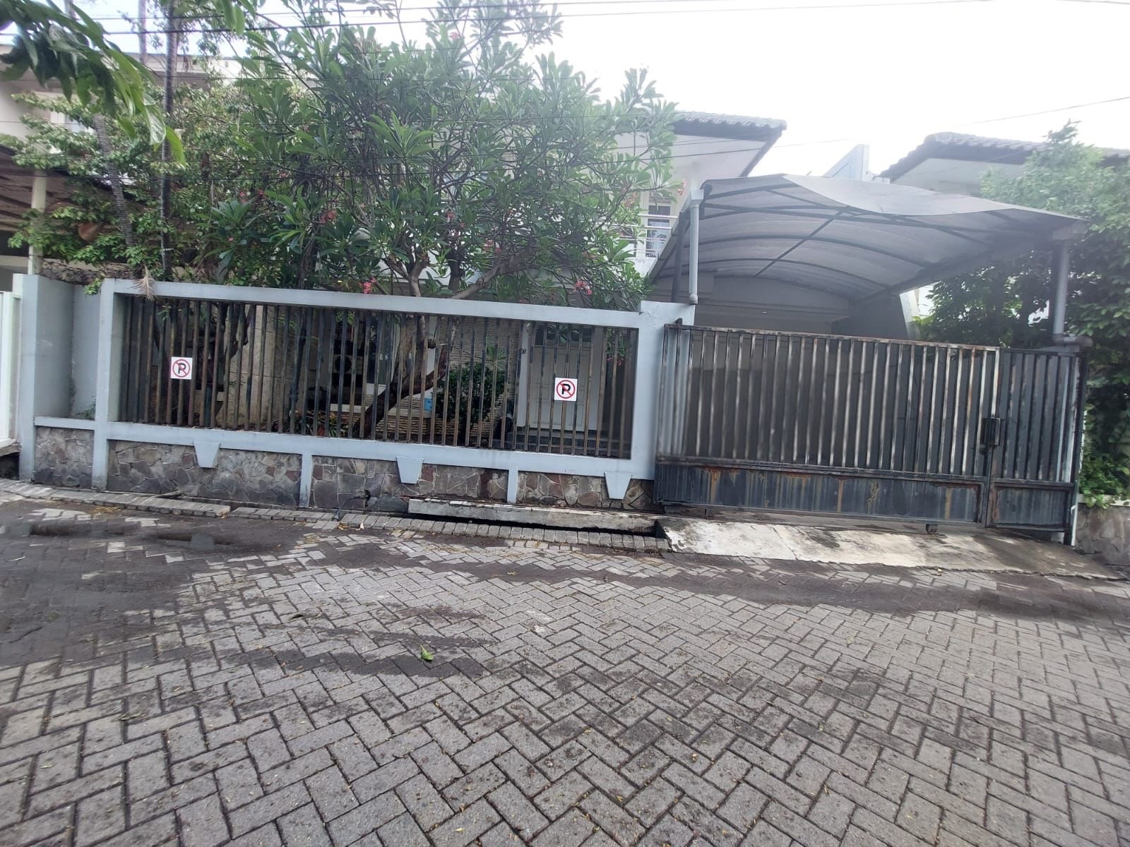 Taman Pradah Indah Rumah Dijual - Dealkan