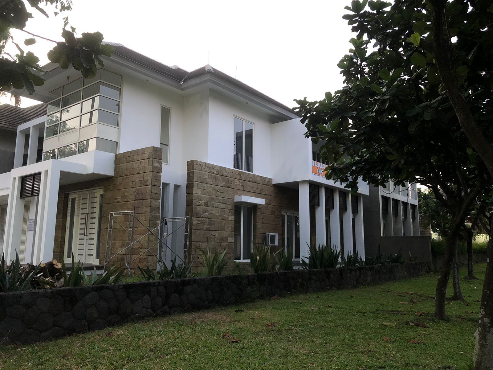 Dijual Rumah Diamond Hill Citraland - Dealkan