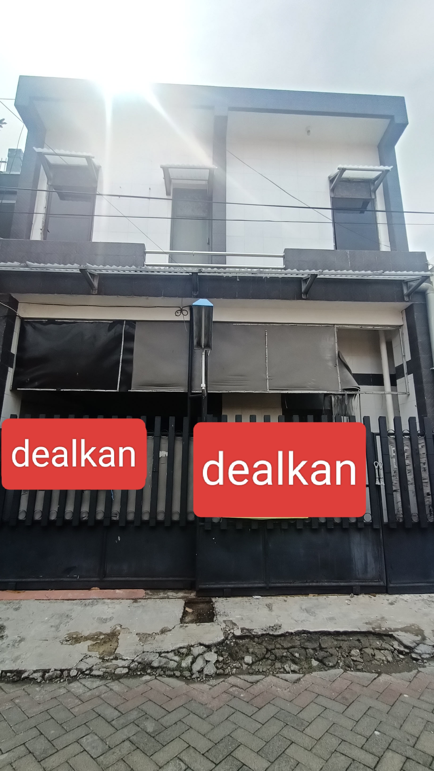 Dijual Rumah Simpang Darmo Permai selatan 2 lantai - Dealkan