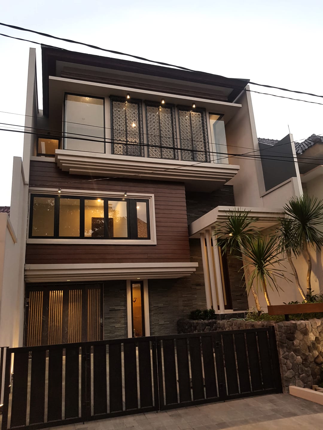 ARAYA TAHAP 2, DIJUAL RUMAH, MINIMALIS MODERN SIAP HUNI! 🏡🥰 - Dealkan