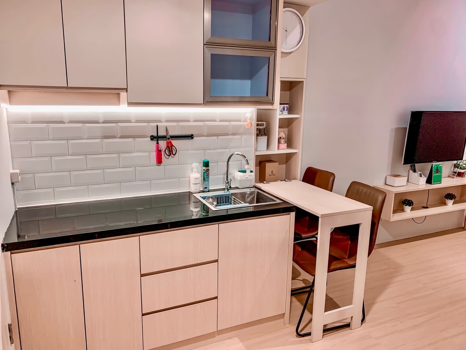 Cornell Apartemen 1Br Disewakan - Dealkan