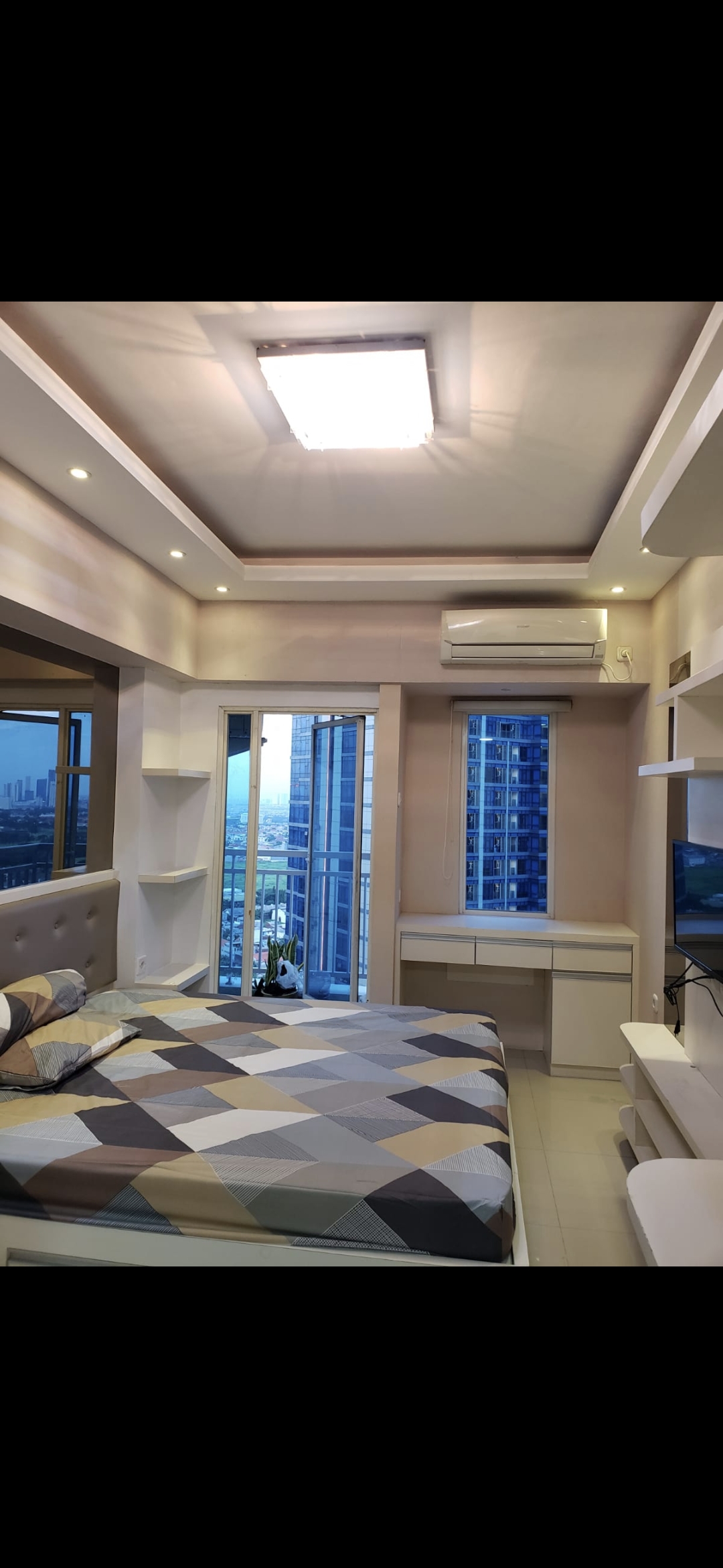 apartemen Orchard Pakuwon Mall Studio terawat - Dealkan