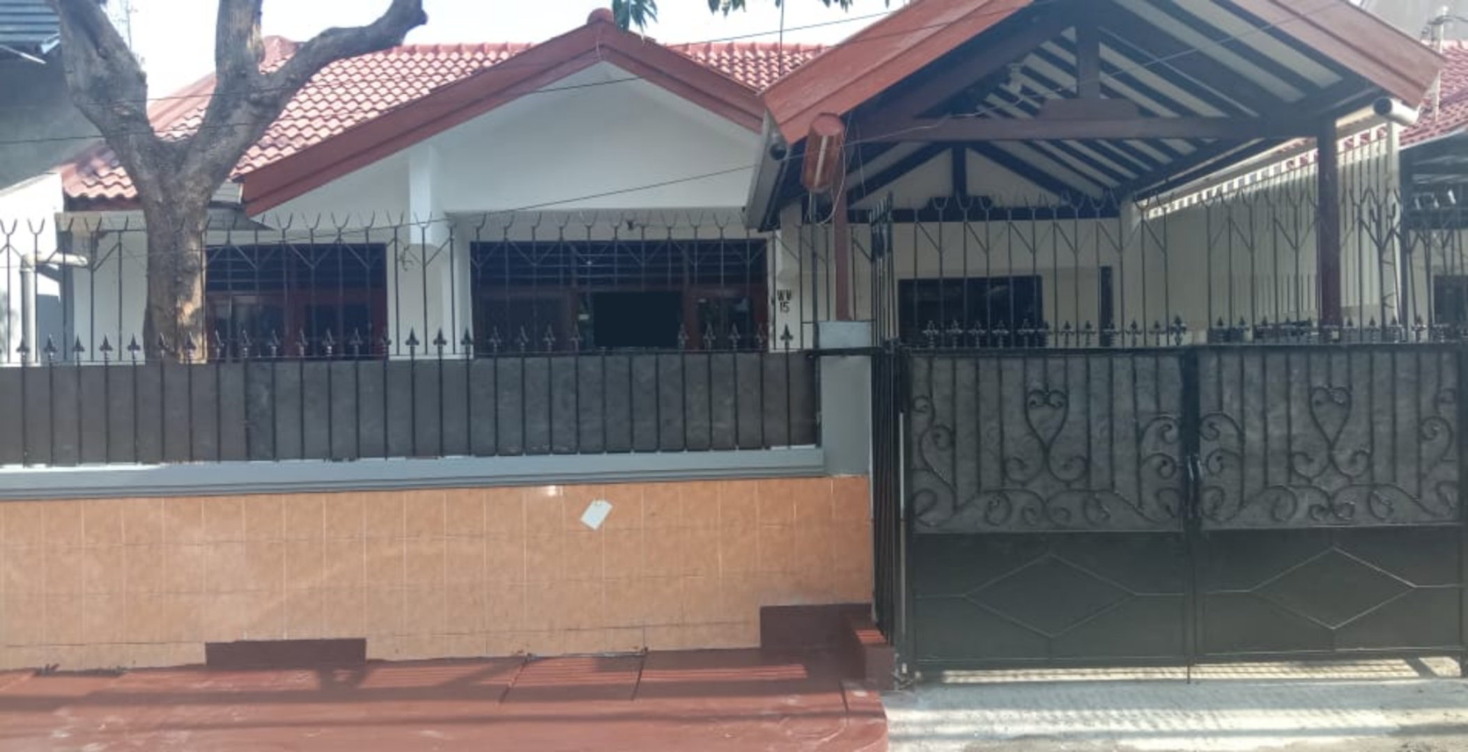 Disewakan Rumah Darmo Harapan - Dealkan