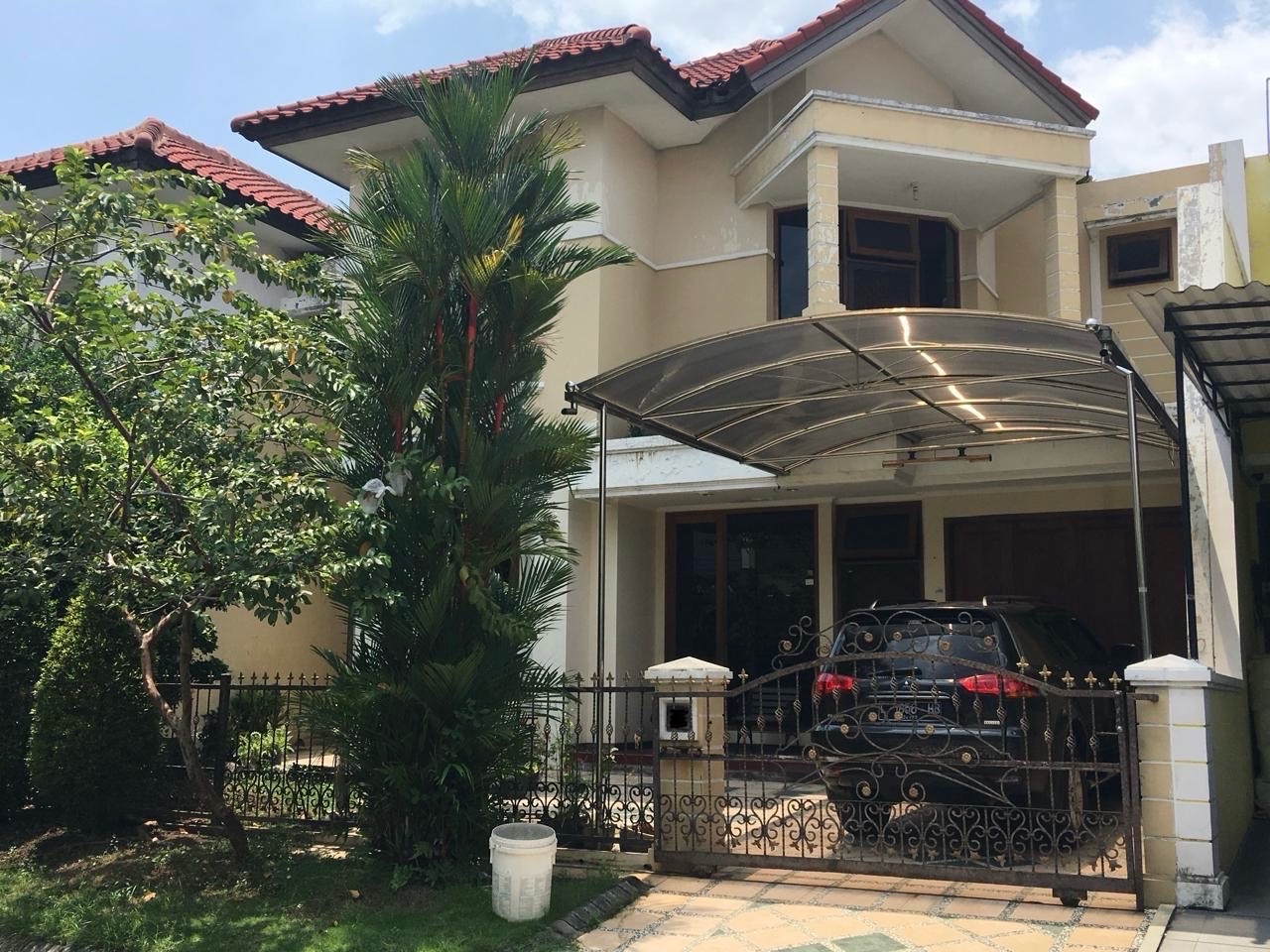 Rumah Dharmahusada dijual siap huni - Dealkan