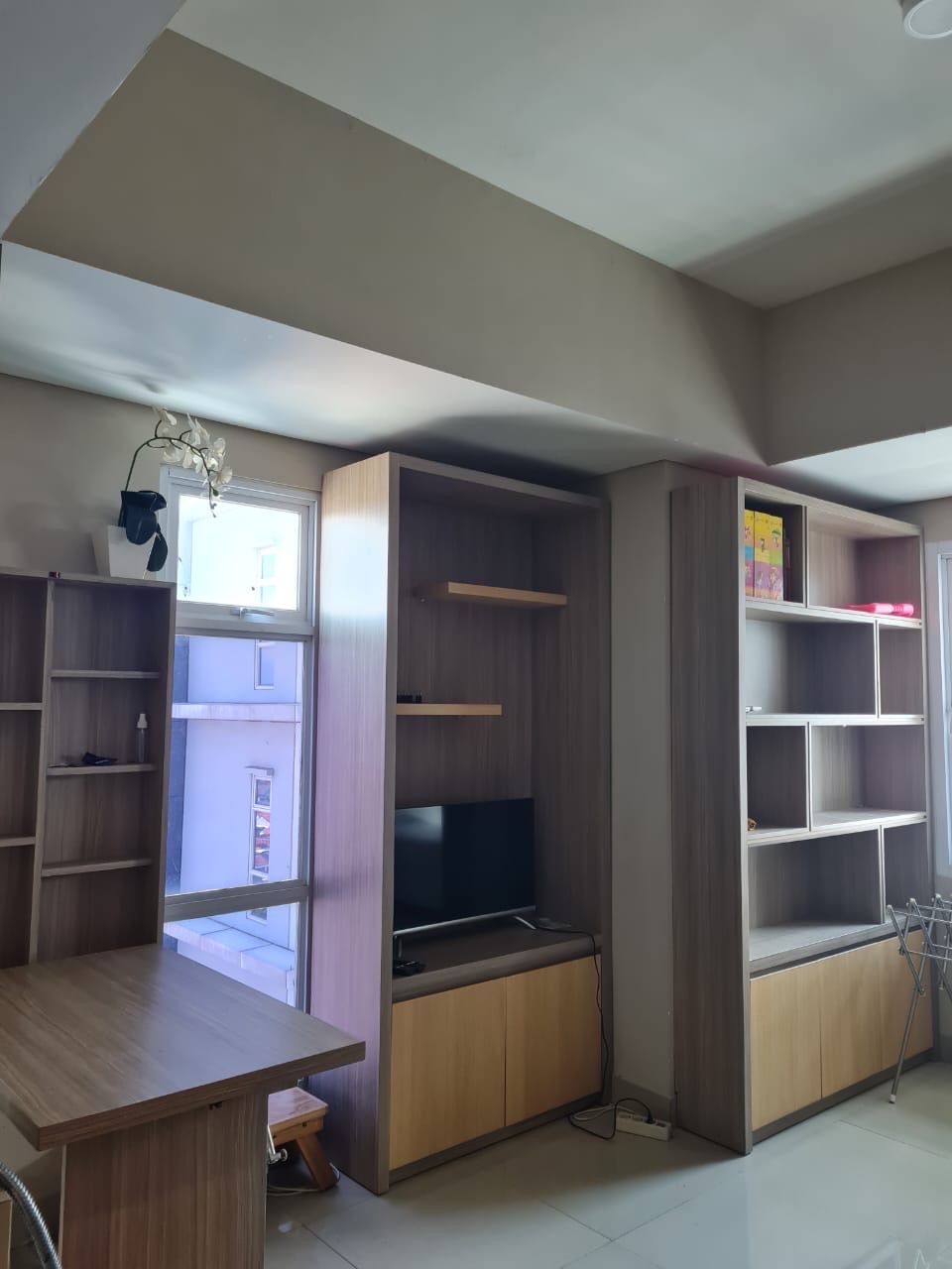 Apartemen Bess Mansion dijual siap huni - Dealkan