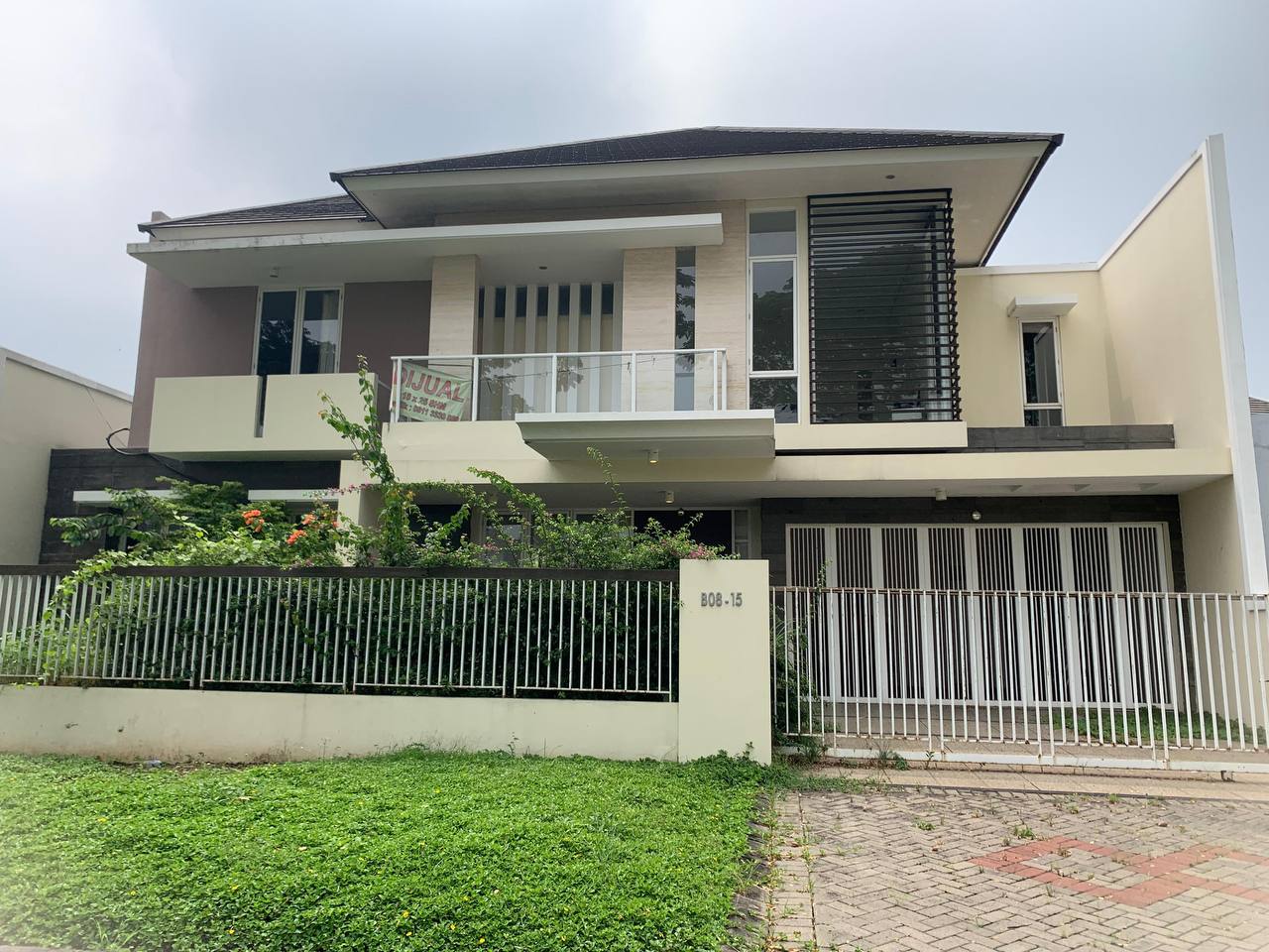 Rumah siap huni Royal residence - Dealkan