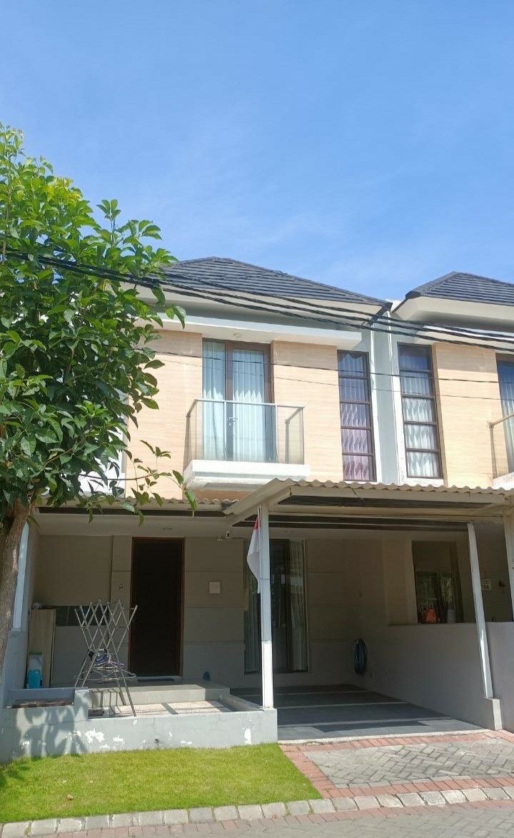 Rumah Pantai Mentari dijual siap huni - Dealkan