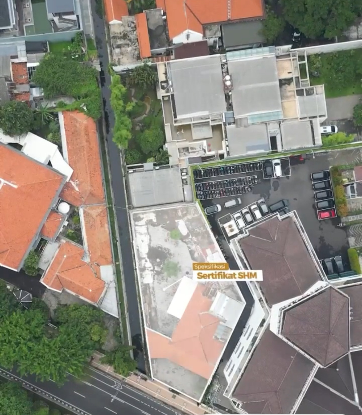 Dijual Rumah Besar daerah komersil - Dealkan