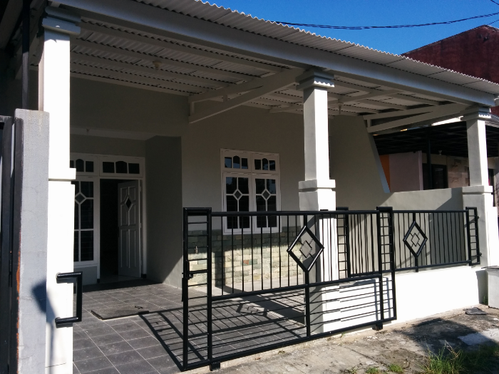 rumah klampis semolo timur siap huni - Dealkan