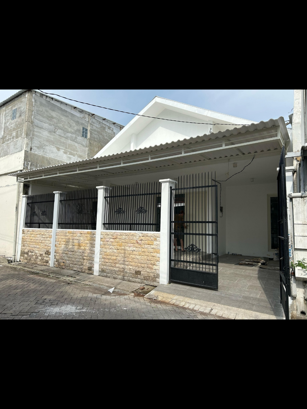 Dijual Rumah Setro lebar 10 harga 2M Surabaya Timur - Dealkan