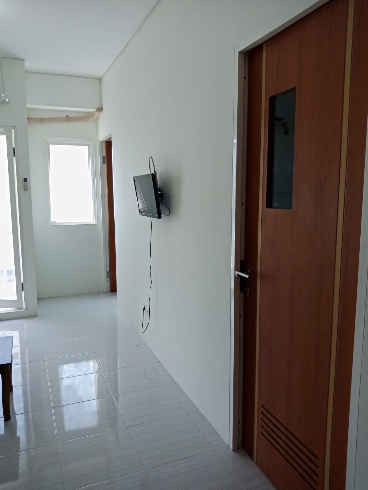Apartemen Puncak Dharmahusada disewakan siap huni - Dealkan