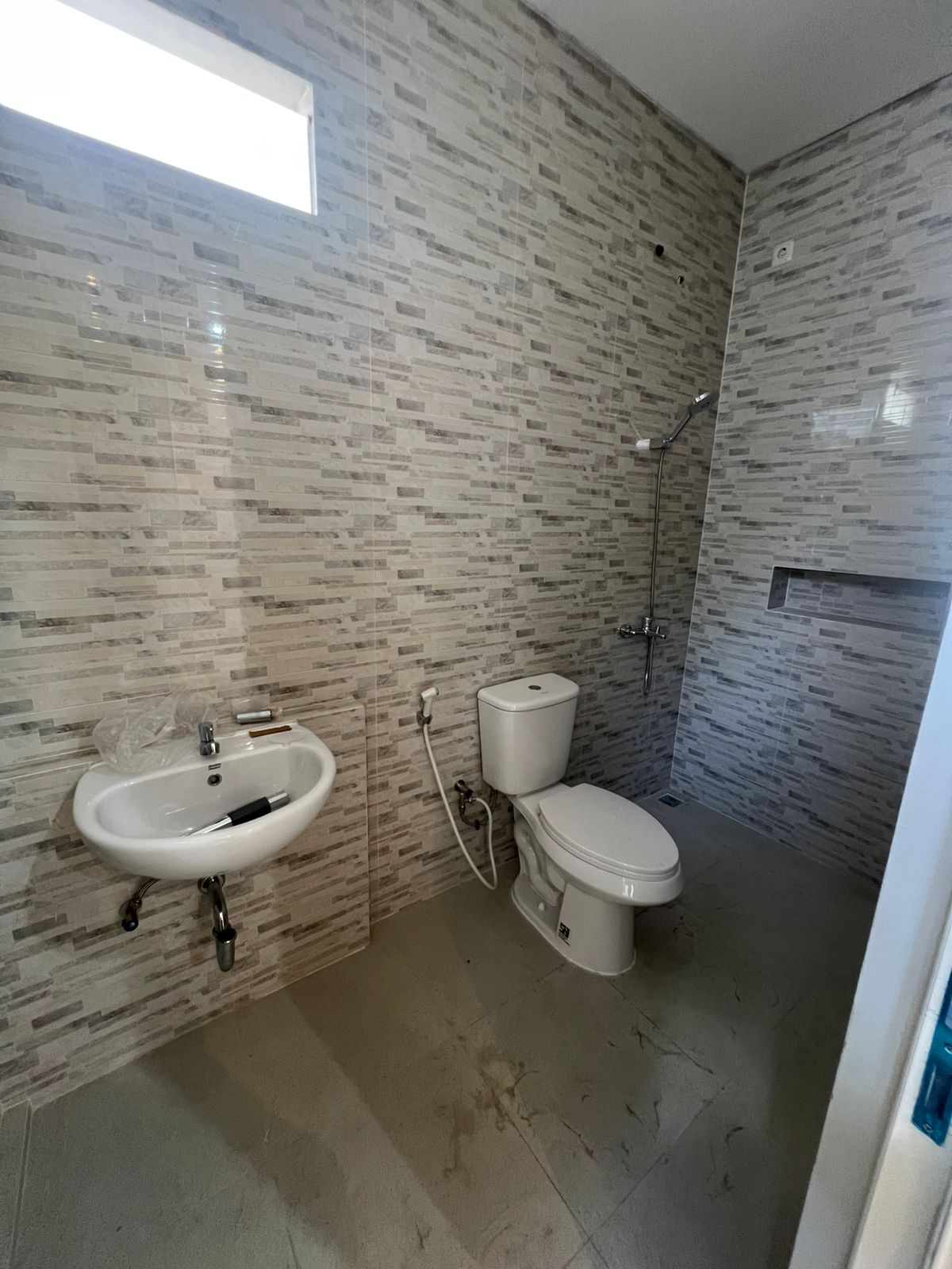 Detail Listing Properti Dealkan