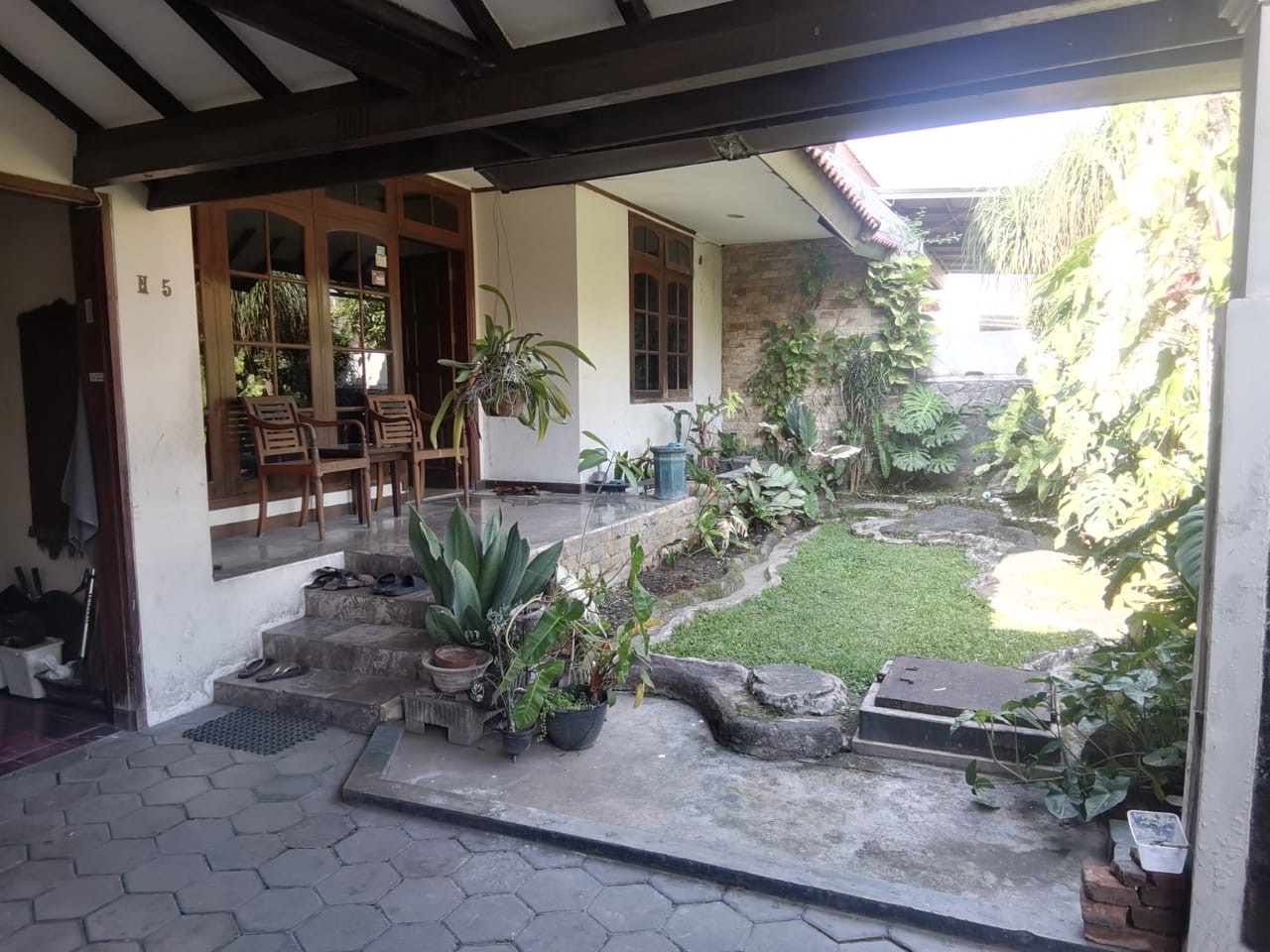 Gambar Kecil 1