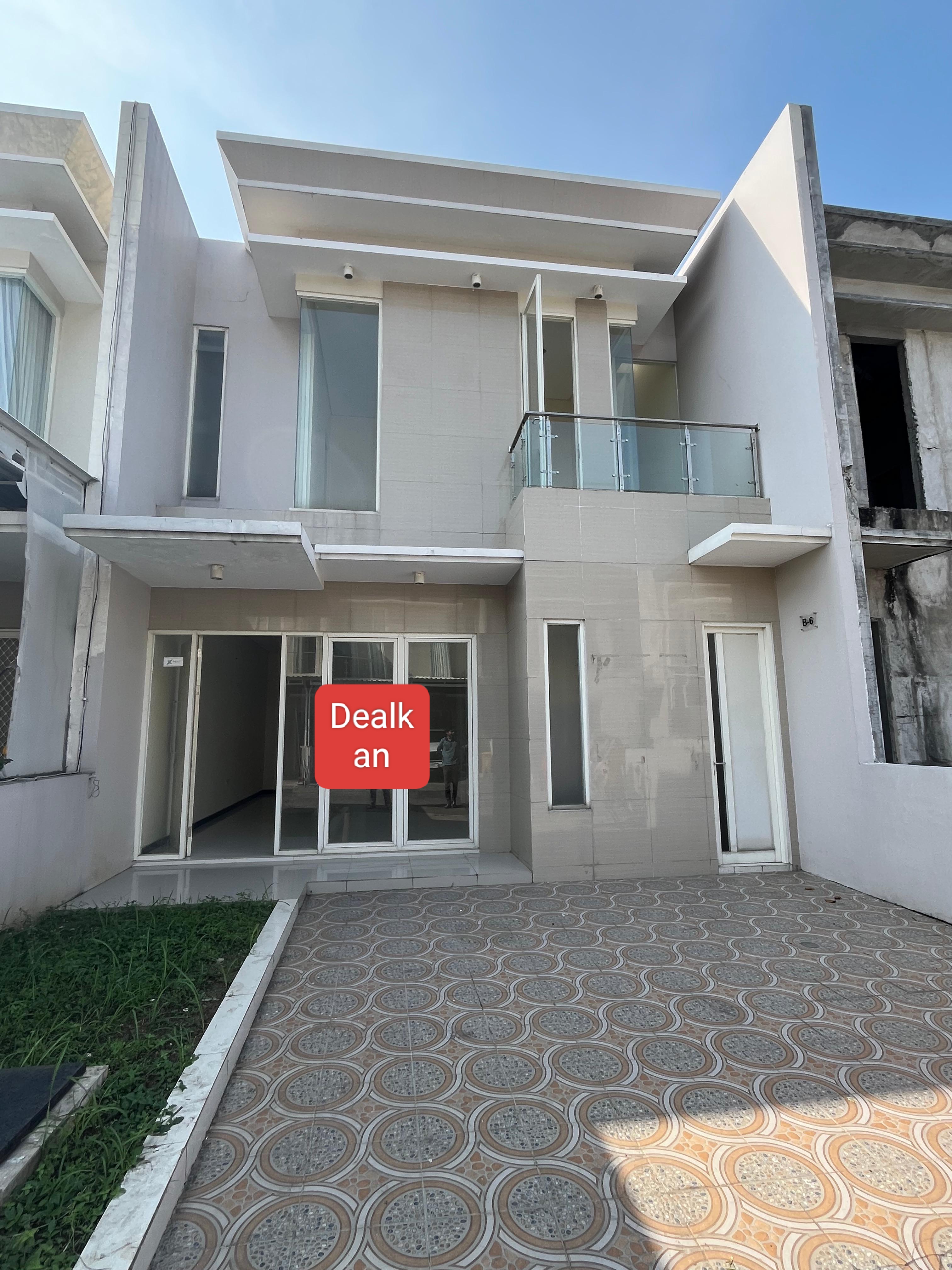 DIJUAL RUMAH MODERN MINIMALIS 2 LANTAI SIAP HUNI SATELIT UTARA DEKET DARMO DAN JALAN BANYU URIP - Dealkan