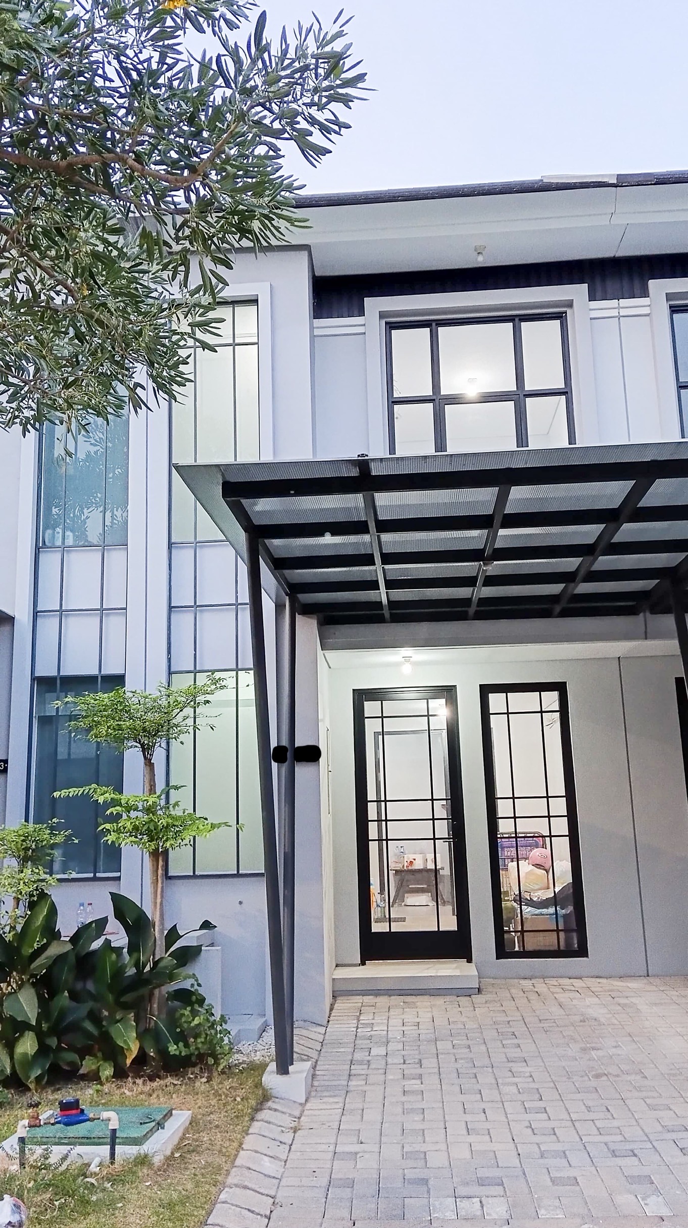 Rumah Grand Pakuwon dijual siap huni - Dealkan