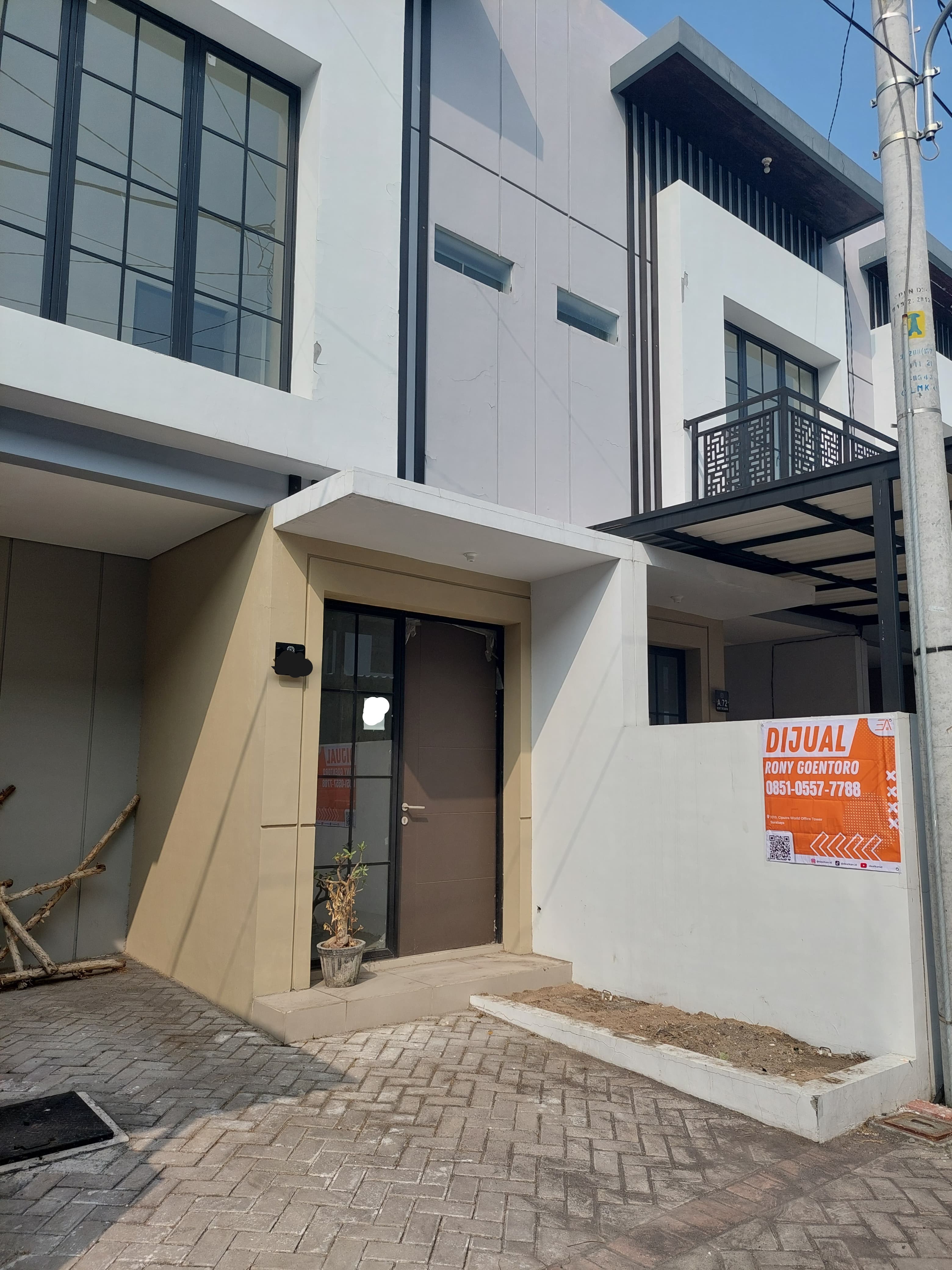 REGENCY ONE BABATAN • DIJUAL RUMAH - Dealkan
