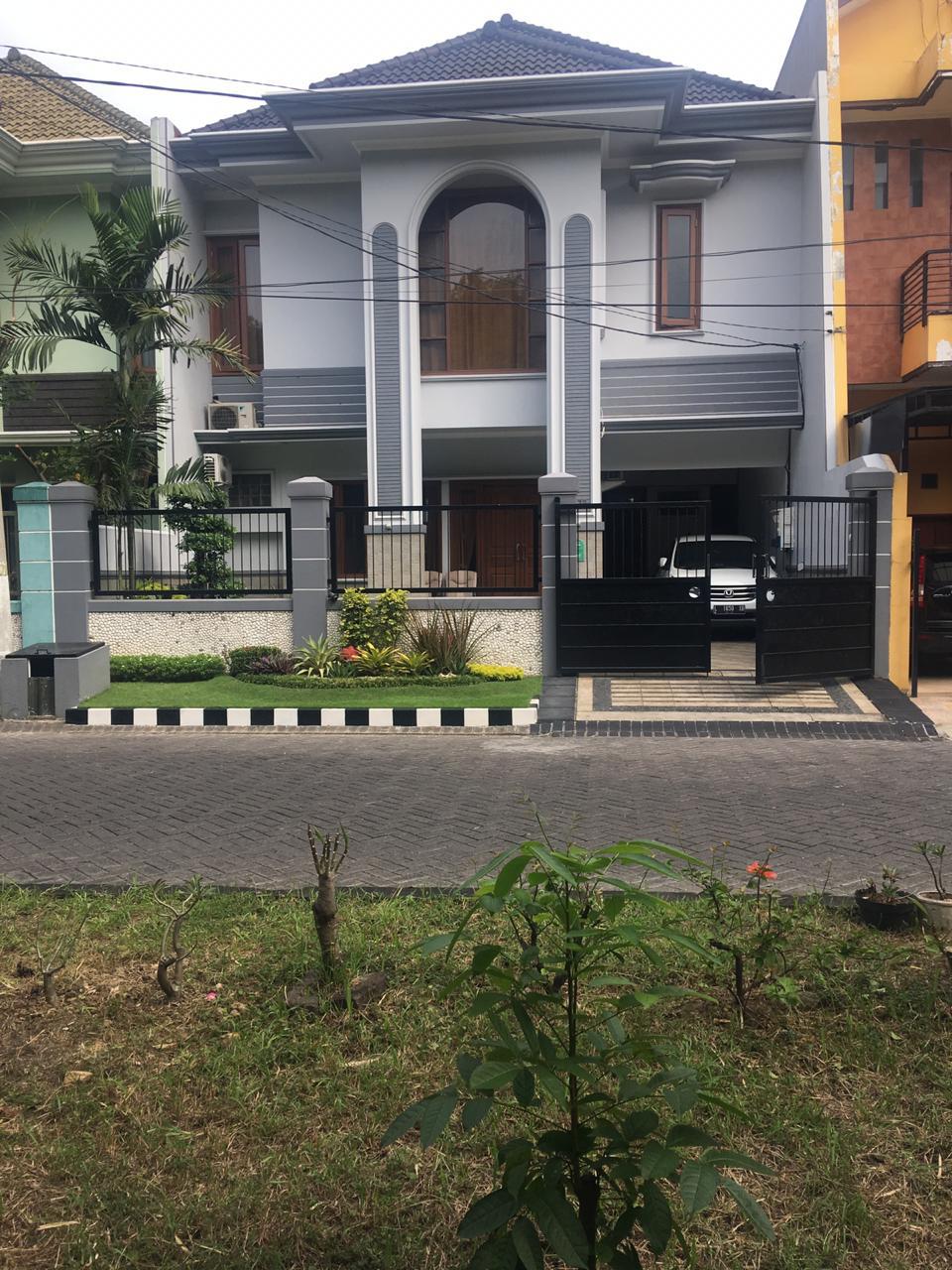 Dijual rumah Babatan pratama - Dealkan