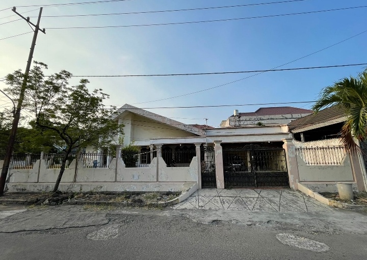 Dijual Rumah Hook Darmo surabaya - Dealkan