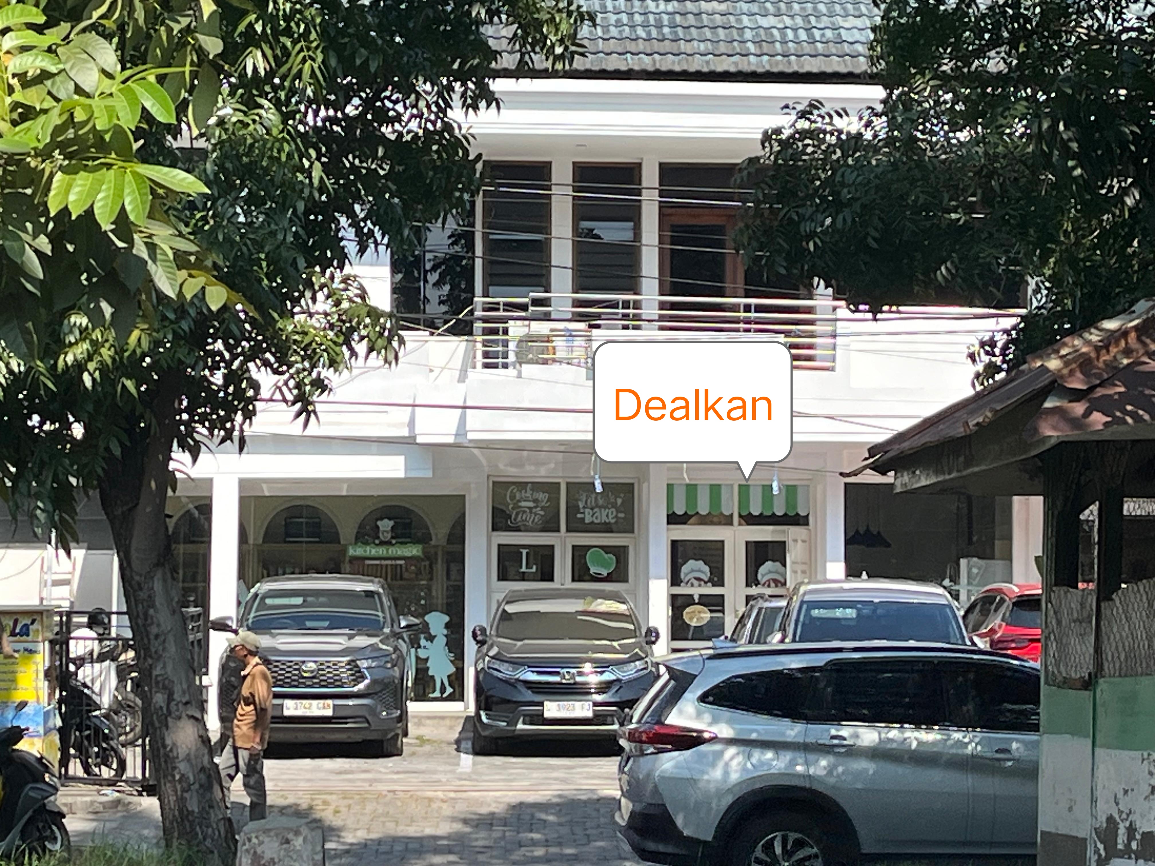 DISEWAKAN RUKO/RUMAH 2 LANTAI DEPAN JALAN RAYA NOL RAYA DARMO PERMAI - Dealkan
