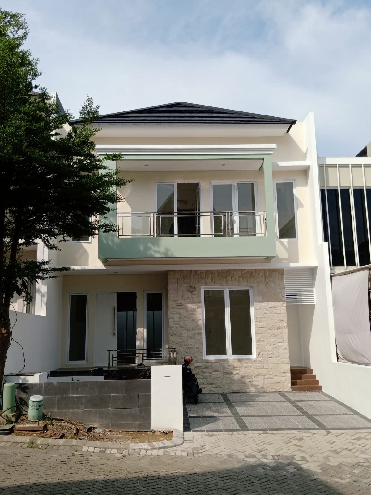 Royal Residence Rumah Dijual - Dealkan