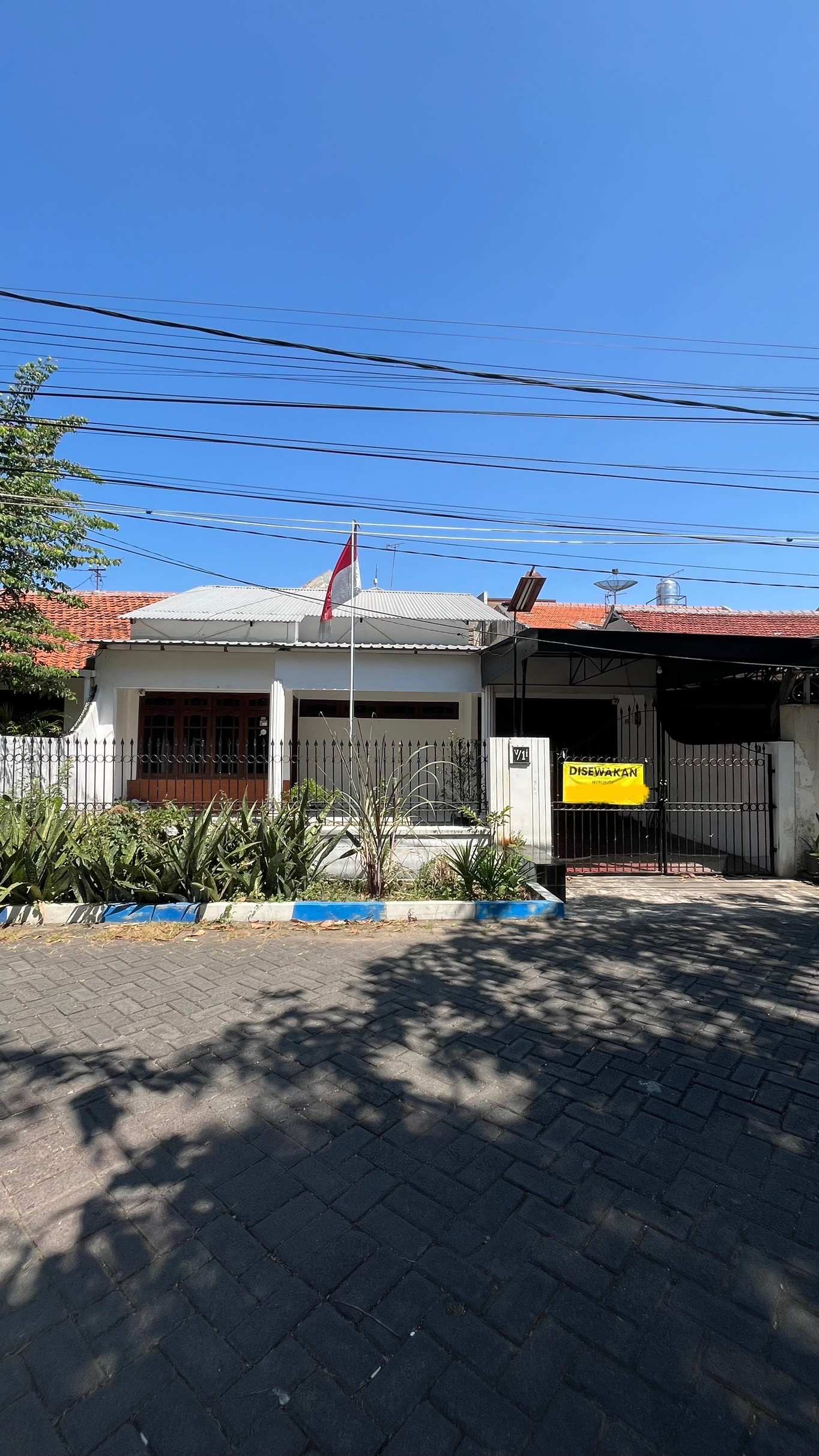 disewakan rumah siap huni 1 Lantai Tenggilis mejoyo - Dealkan