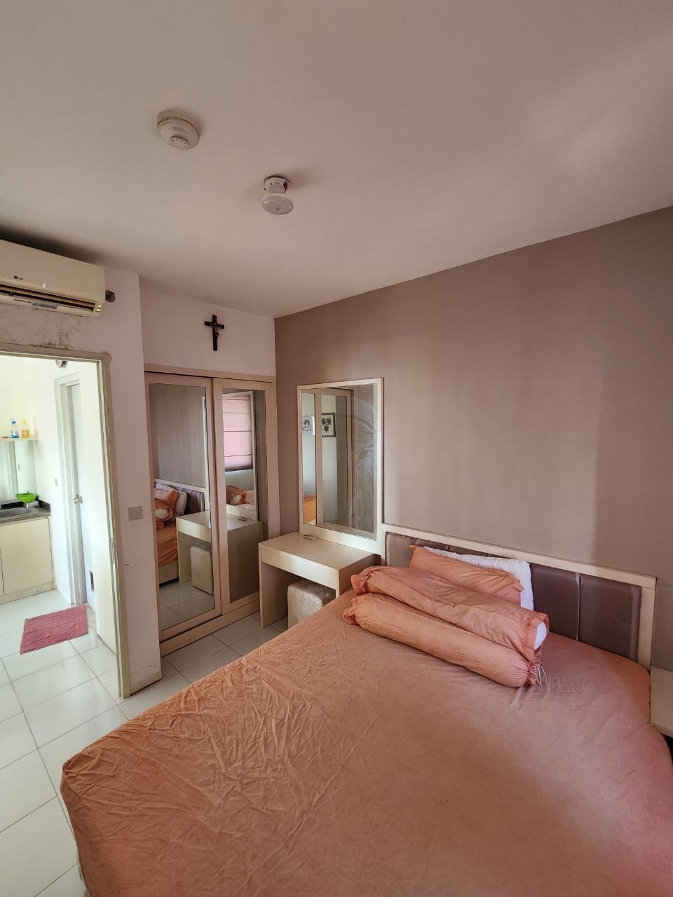 Eastcoast Apartemen Dijual Full Furnish - Dealkan