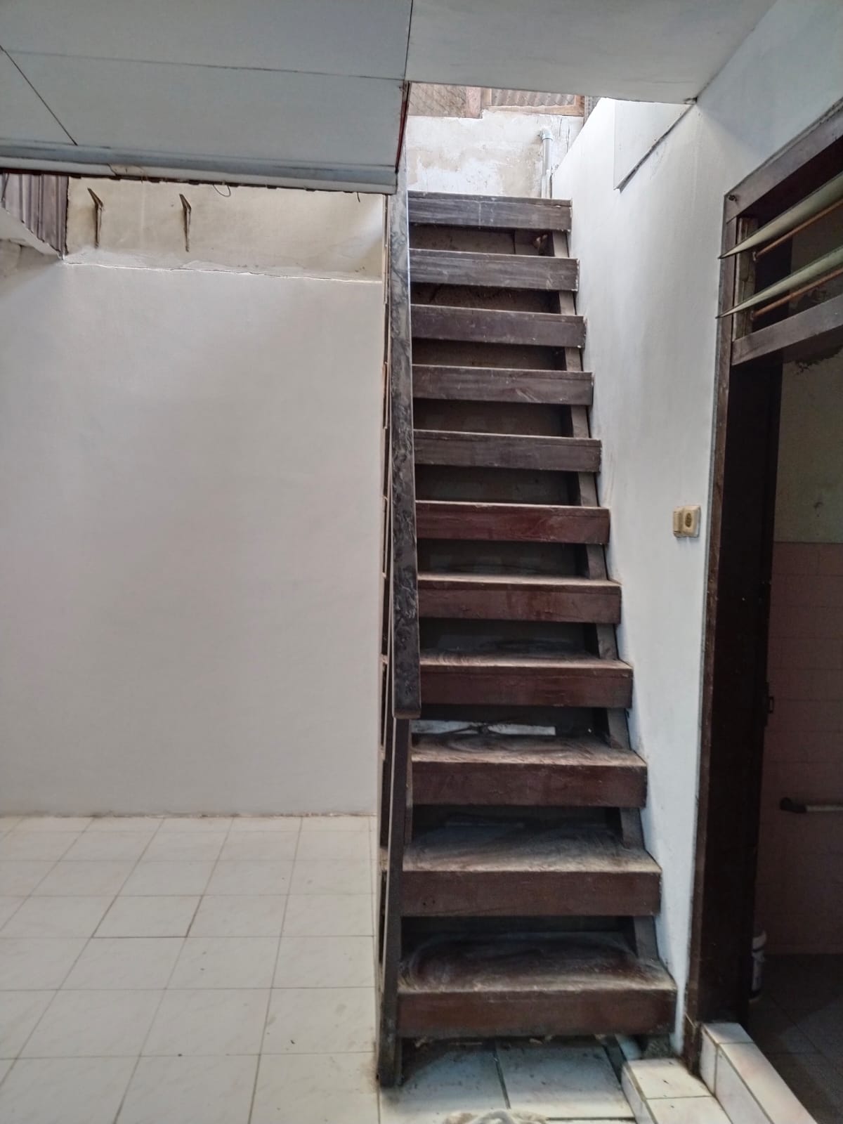 Detail Listing Properti Dealkan