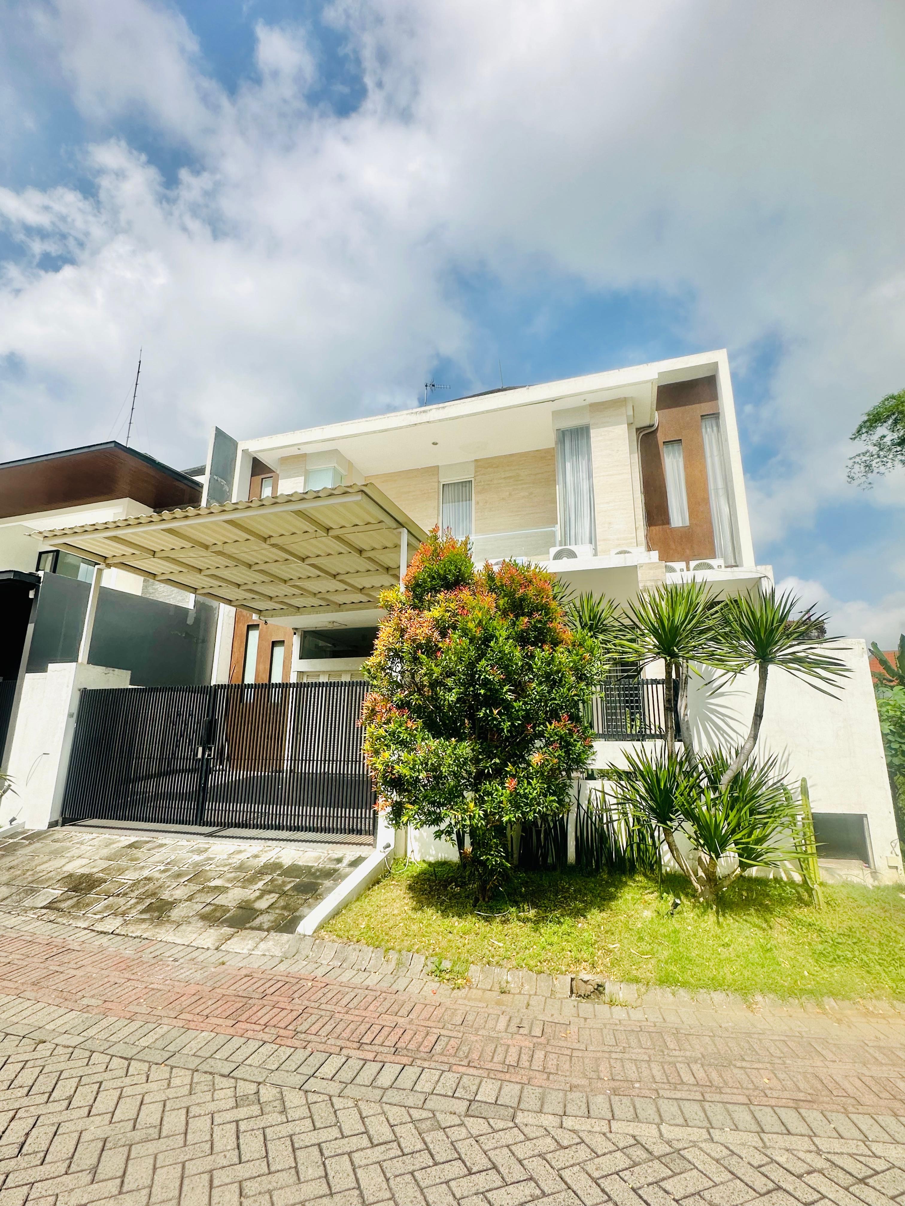 Bukit Golf Citraland Rumah Mewah Dijual Cepat (Butuh laku Tahun ini) - Dealkan