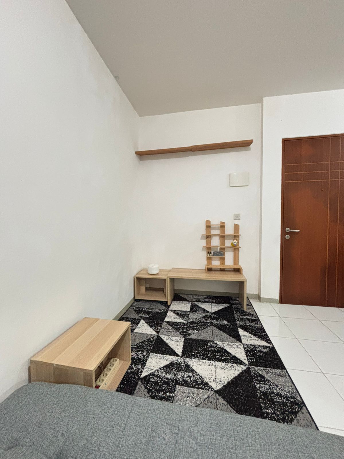 APARTEMEN EAST COAST, DIJUAL, SEMI FURNISH JAPANDI 2BR - Dealkan