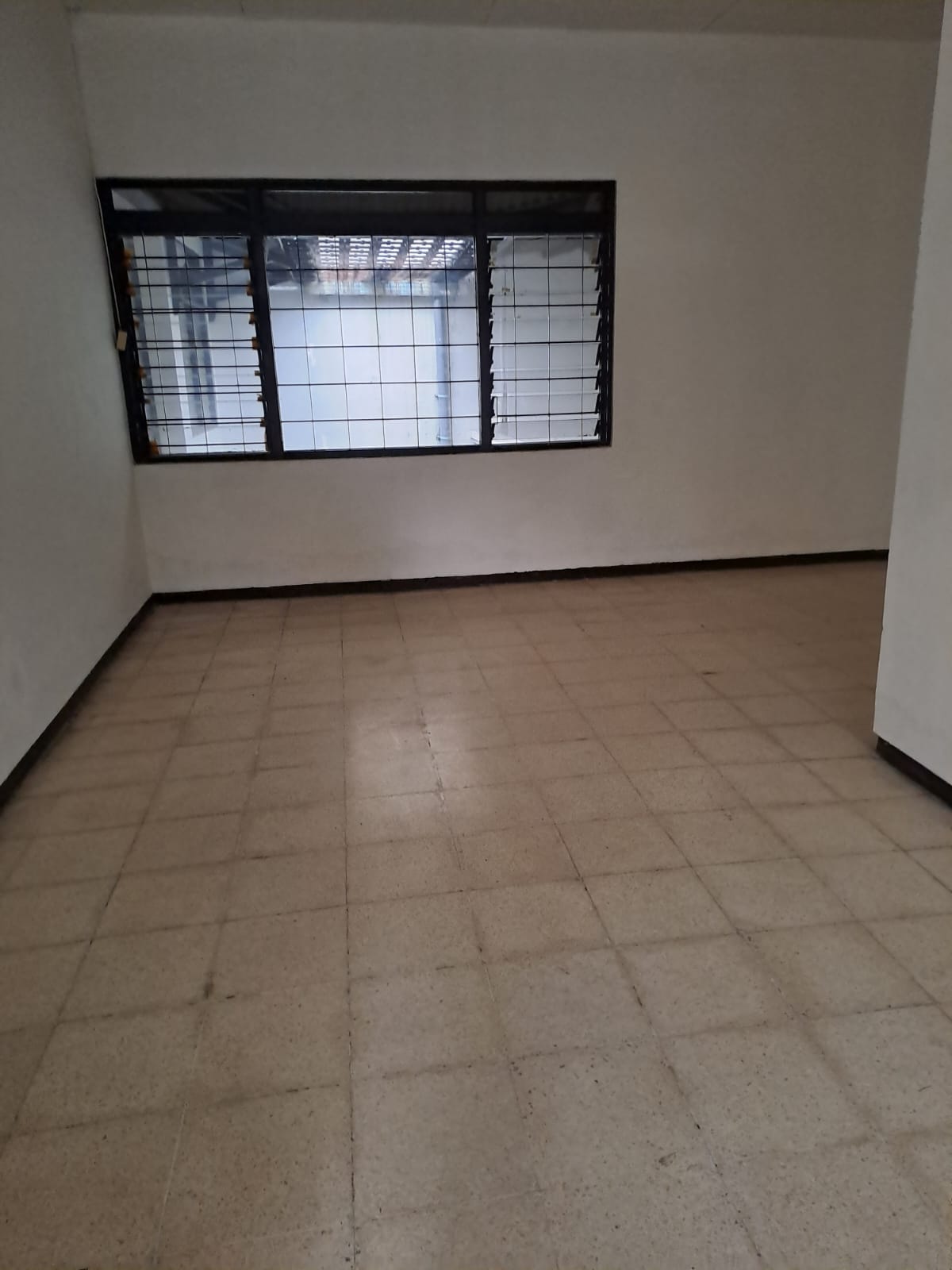 Rumah dekat Bandara dan Merr - Dealkan