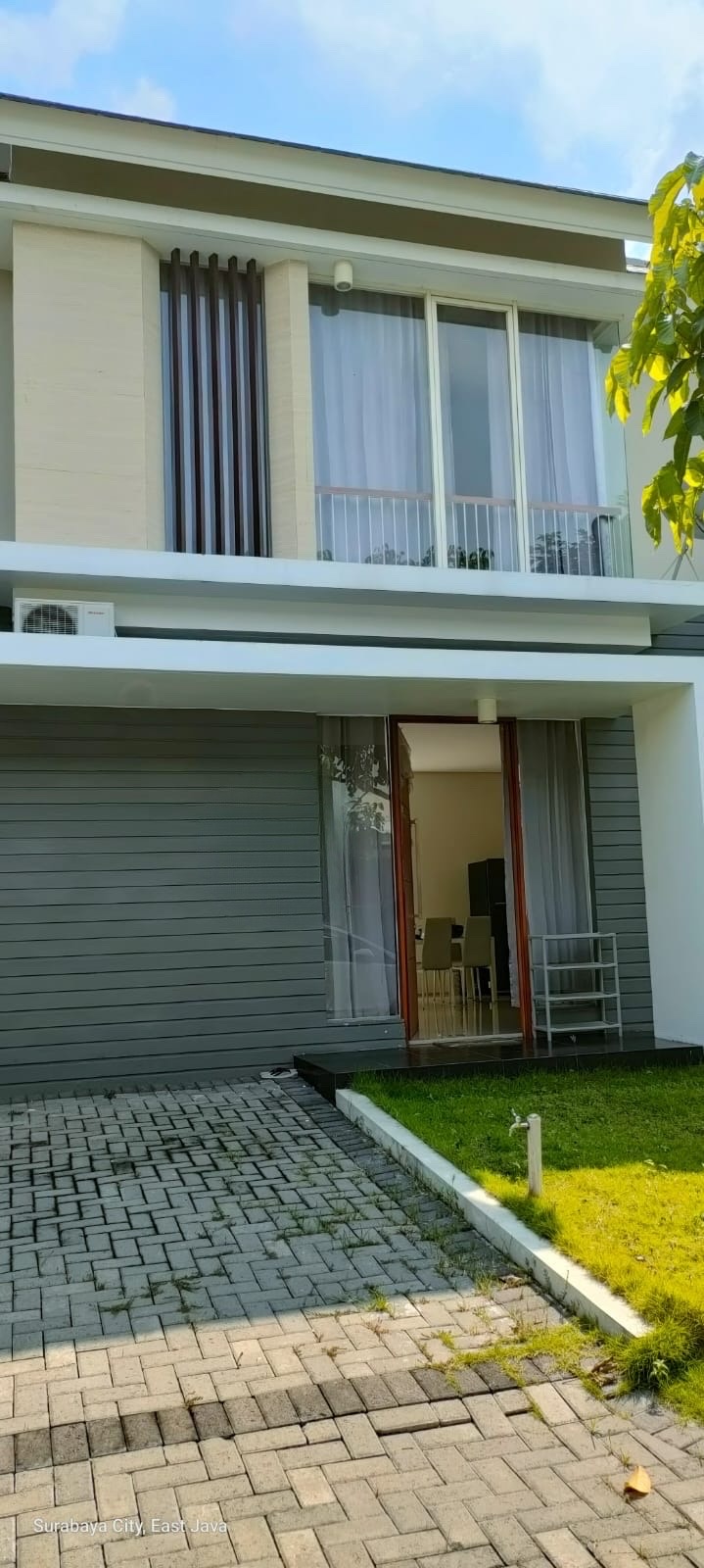Northwet Park Rumah 2 Lantai Dijual semi Furnish - Dealkan