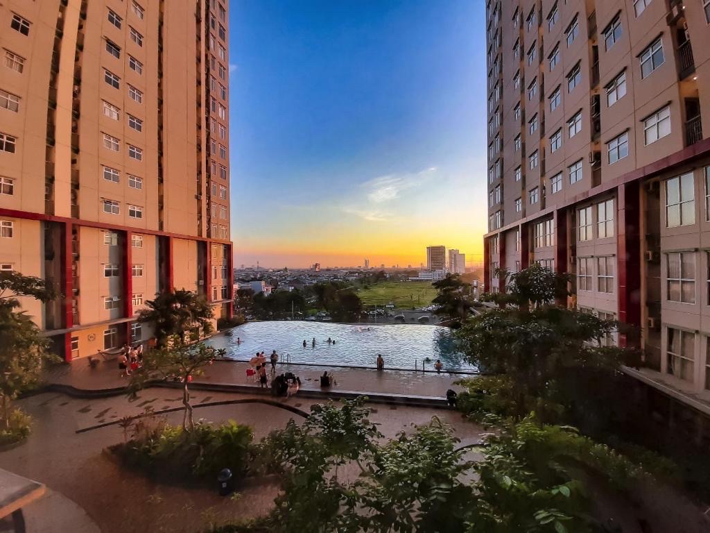 apartemen Gunawangsa Merr 2 Bedroom Dijual lantai Rendah - Dealkan