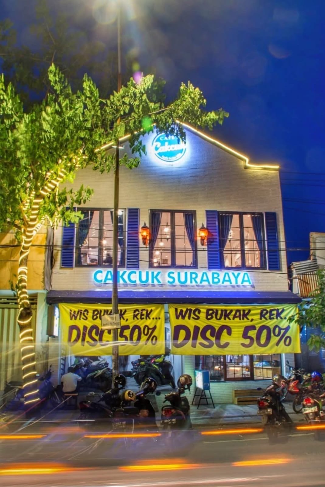 Ruko 3 lantai nol jalan pucang disewakan siap huni - Dealkan