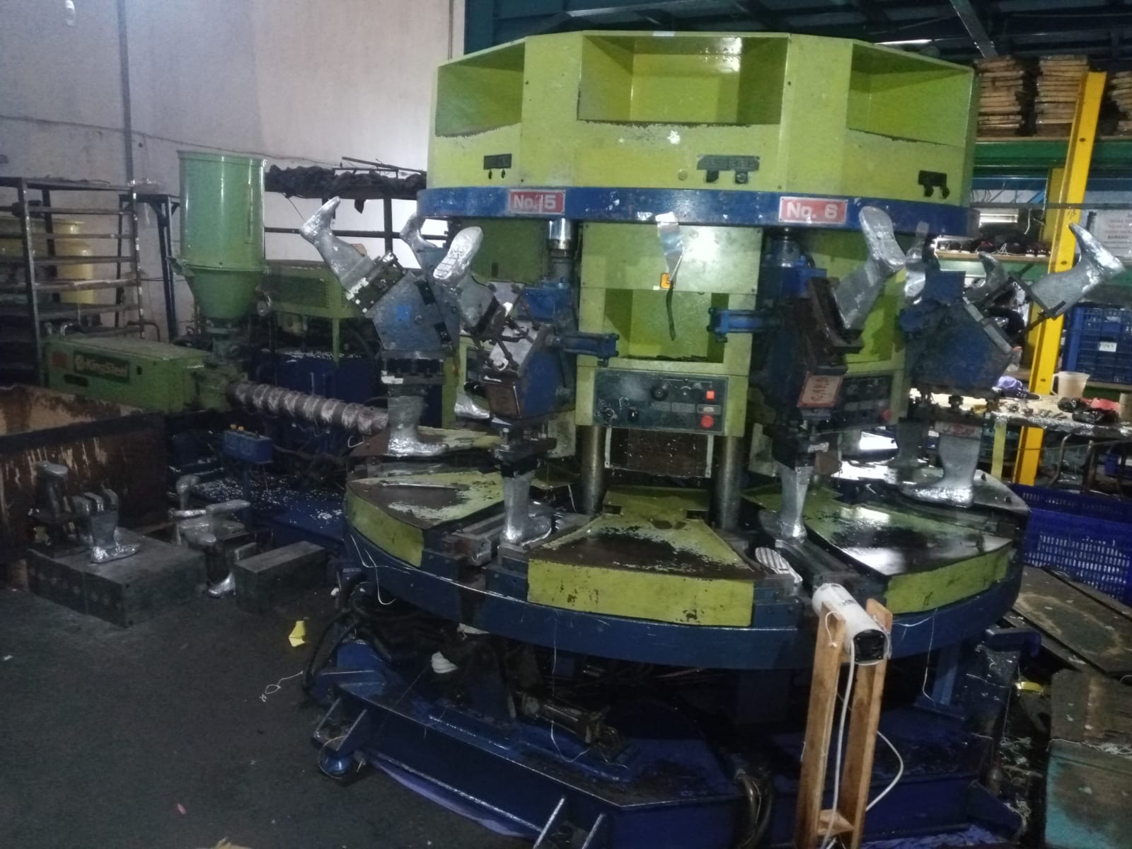 Pabrik Sepatu Sidoarjo Dijual - Dealkan