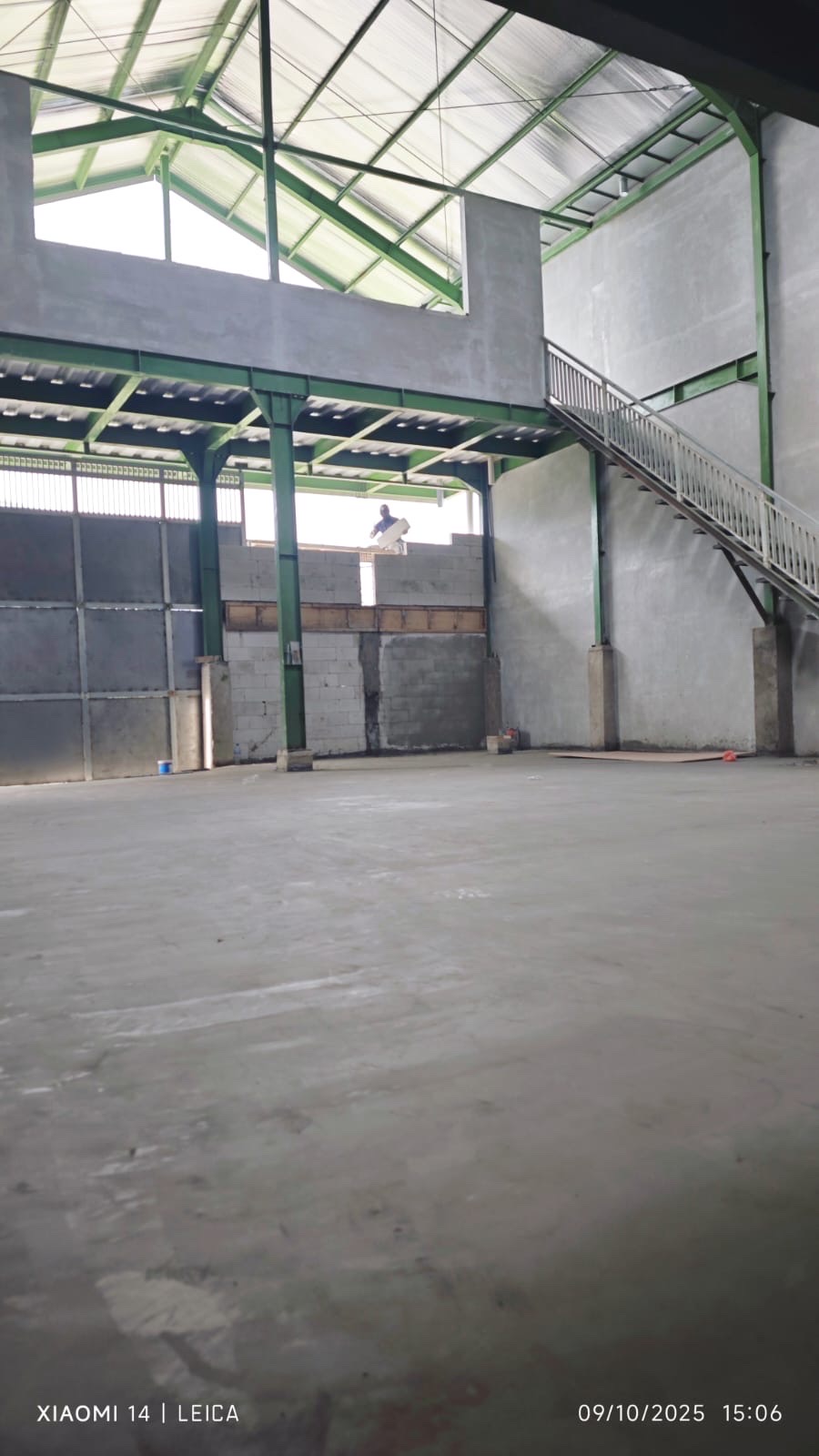 Gudang Tropodo Jaya Disewakan cepat - Dealkan