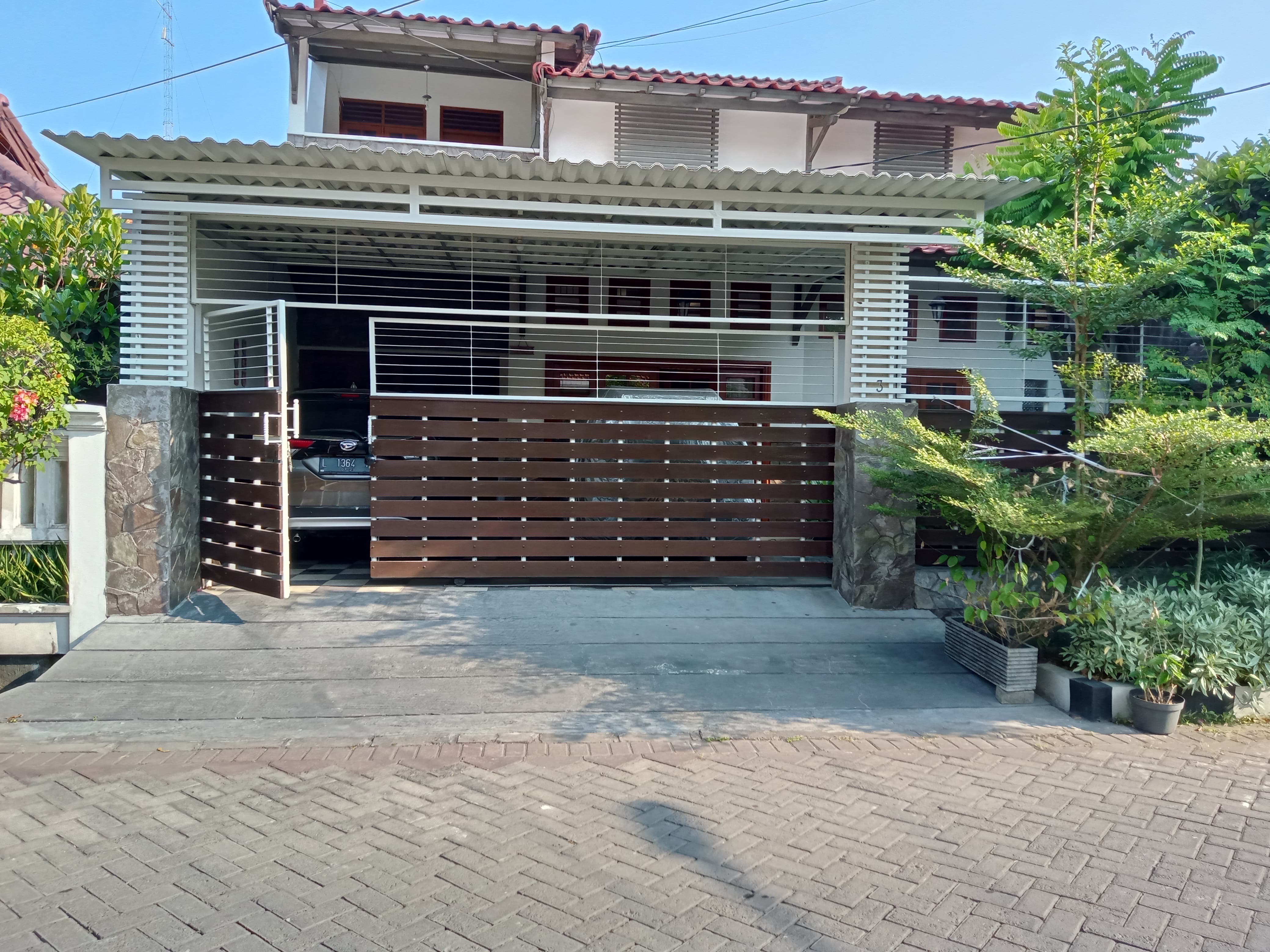 Dijual Rumah 2 lantai di kendang sari - Dealkan