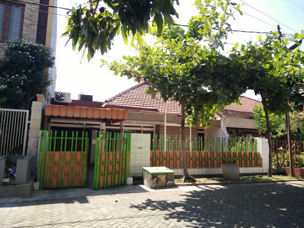 Rumah Manyar Tirto dijual, 3M an - Dealkan