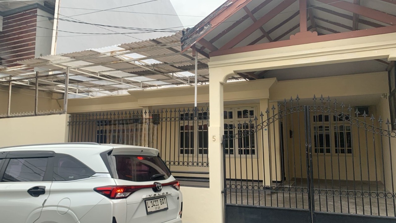Darmo Permai Rumah Dijual Luasan Besar - Dealkan