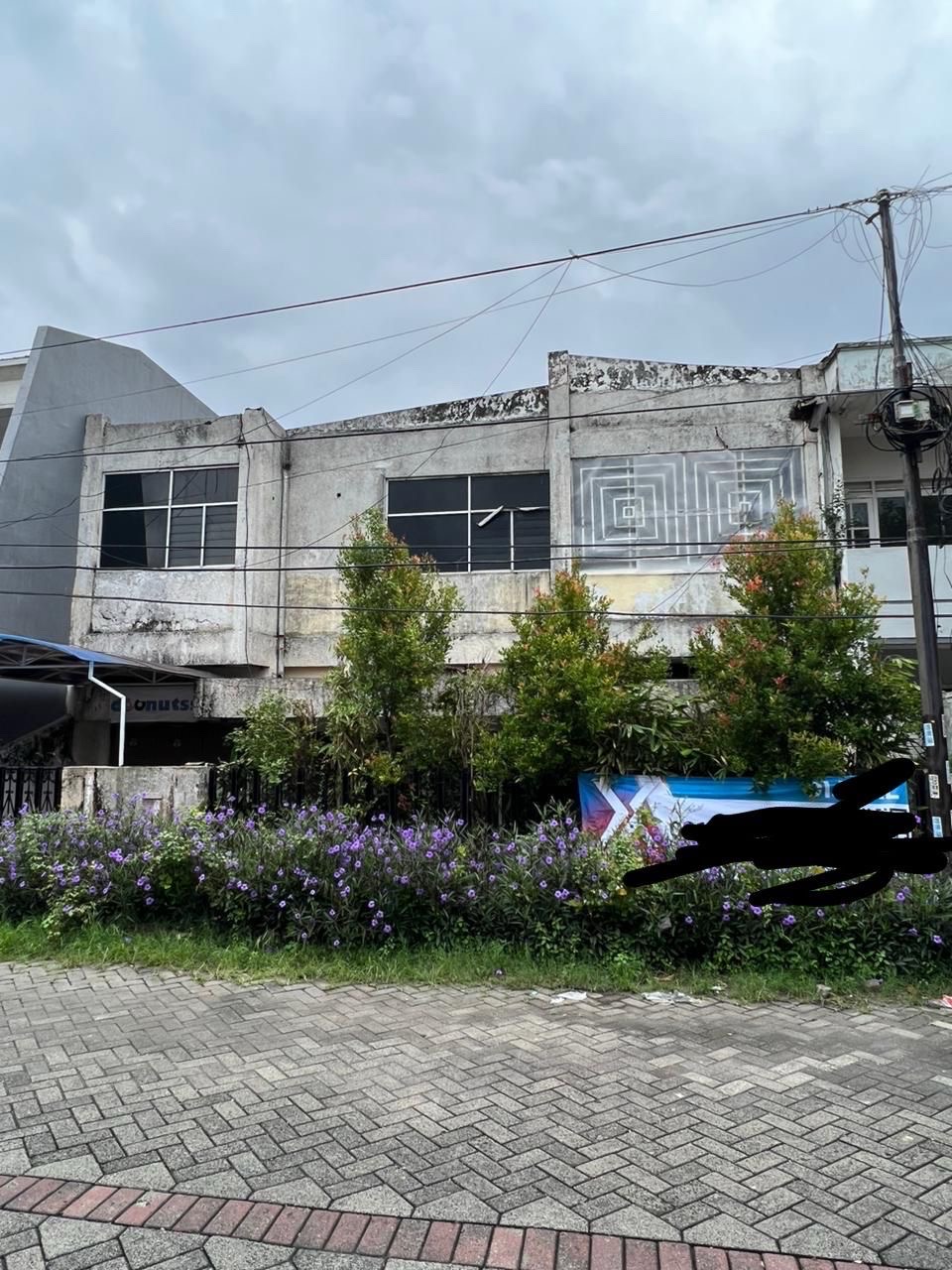rumah hitung tanah manyar dijual siap huni - Dealkan