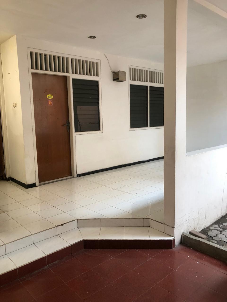 Rumah Jemur Andayani - Dekat Sekolah Petra dan Carolus - Dealkan