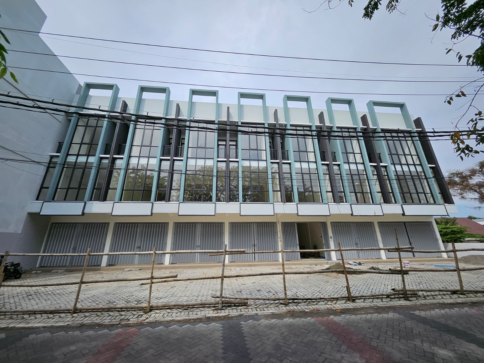 Wiyung - Perumahan Pratama - Ruko Baru Gress Total 7 unit - Dealkan