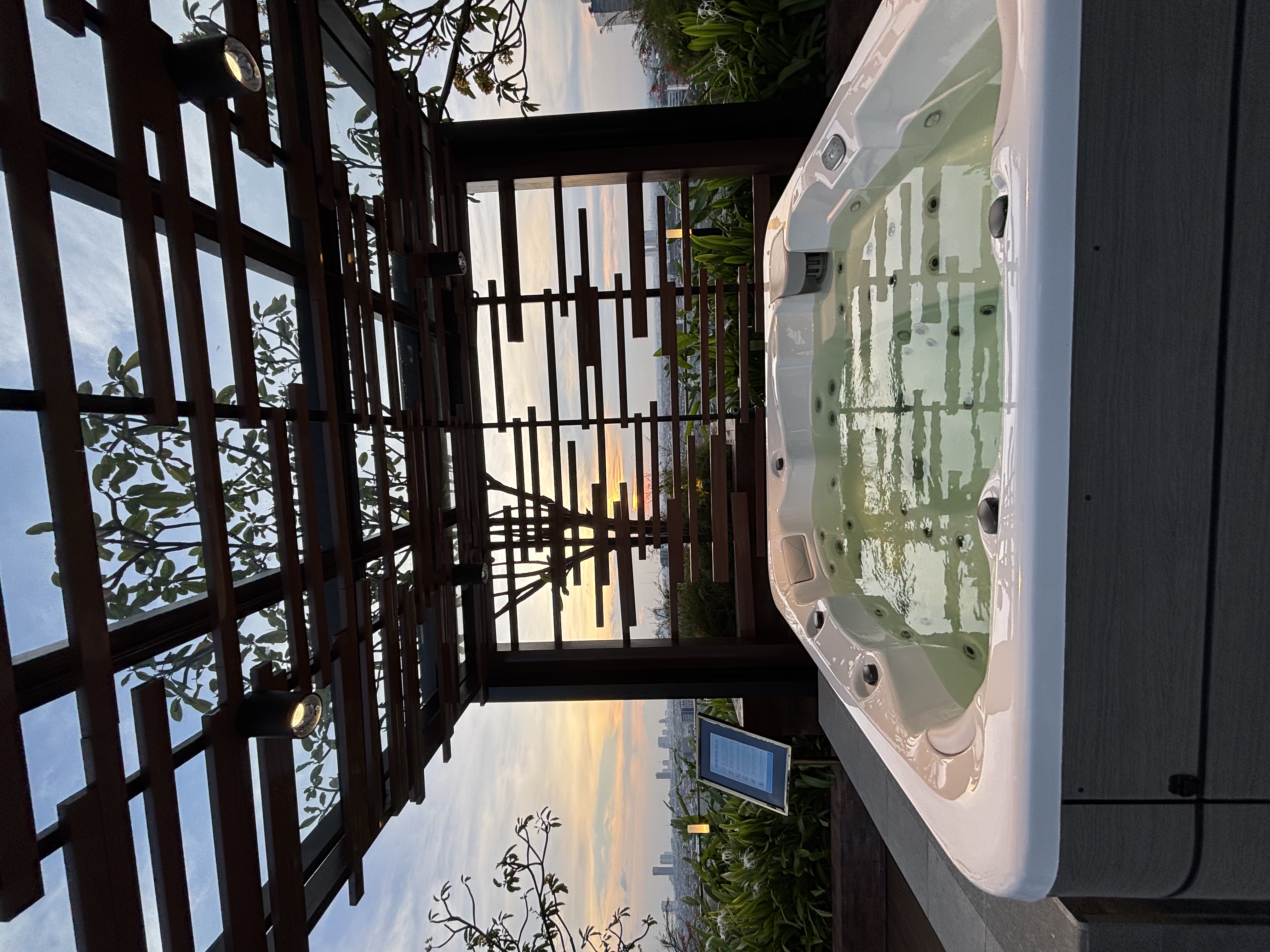 One icon Apartemen TP disewakan Cepat &amp; Murah - Dealkan