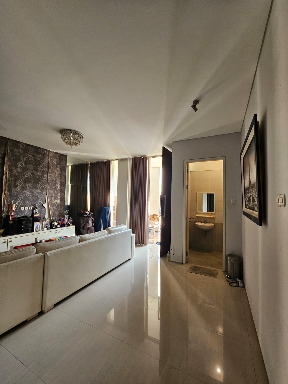 (2) rumah royal residence dijual - Dealkan
